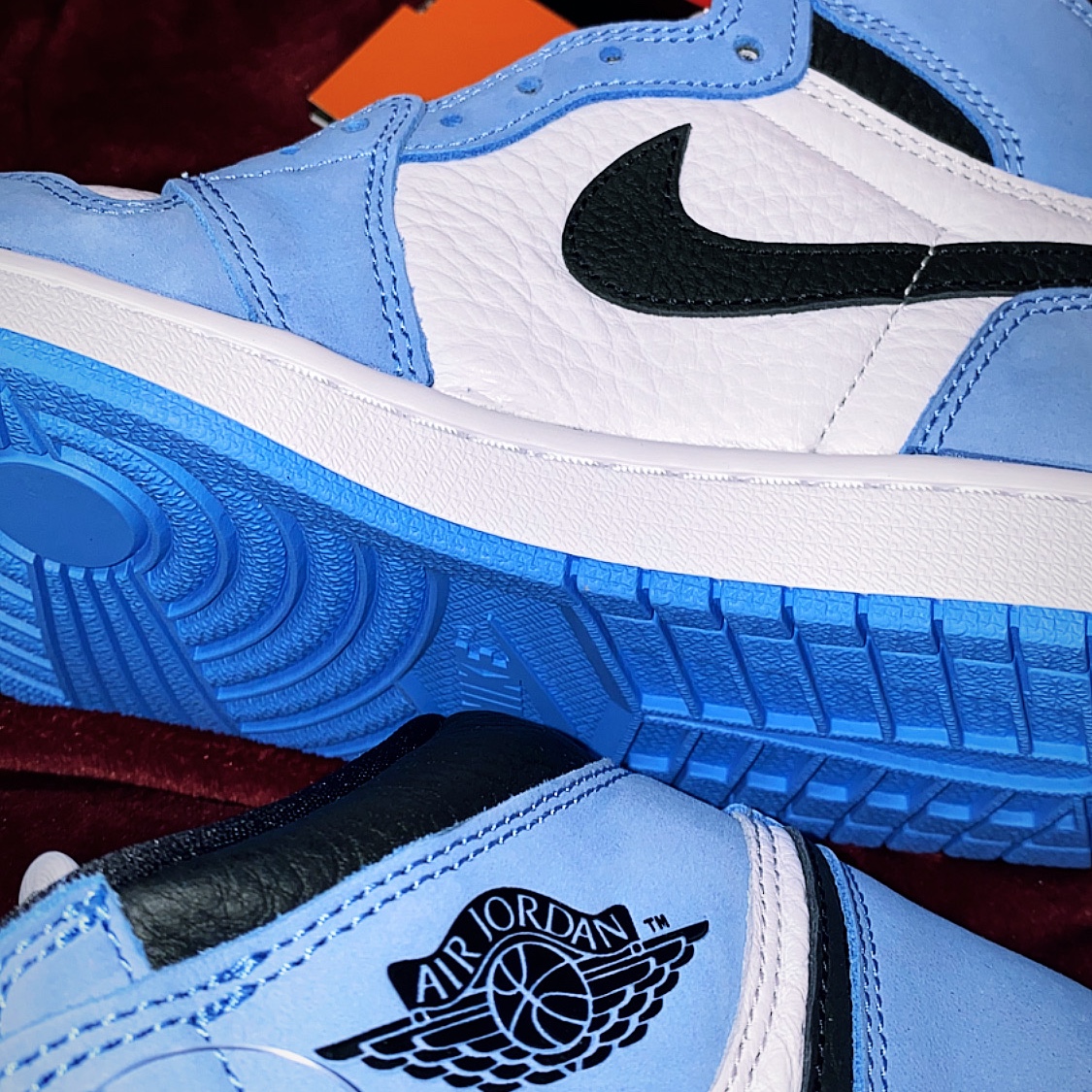 Jordan 1 Retro High OG University Blue, (GS) Jordan 1 Retro High OG University Blue 착용 스타일 - 1