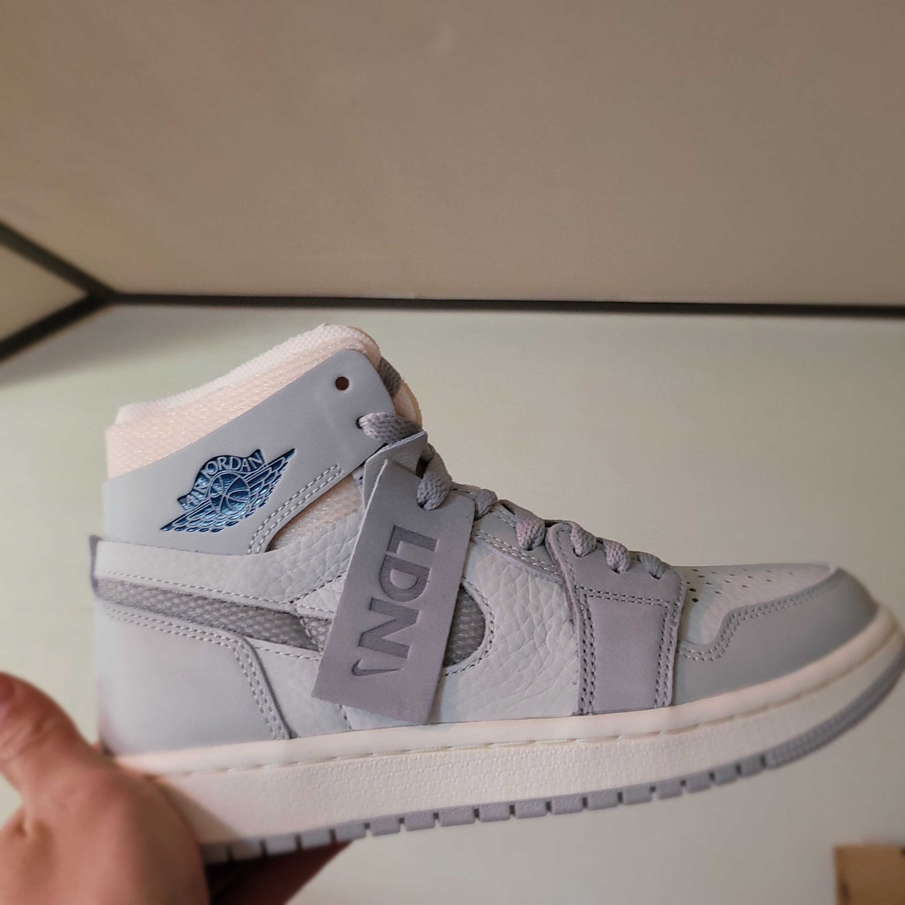 Jordan 1 Zoom Air CMFT London 착용 스타일 - 1