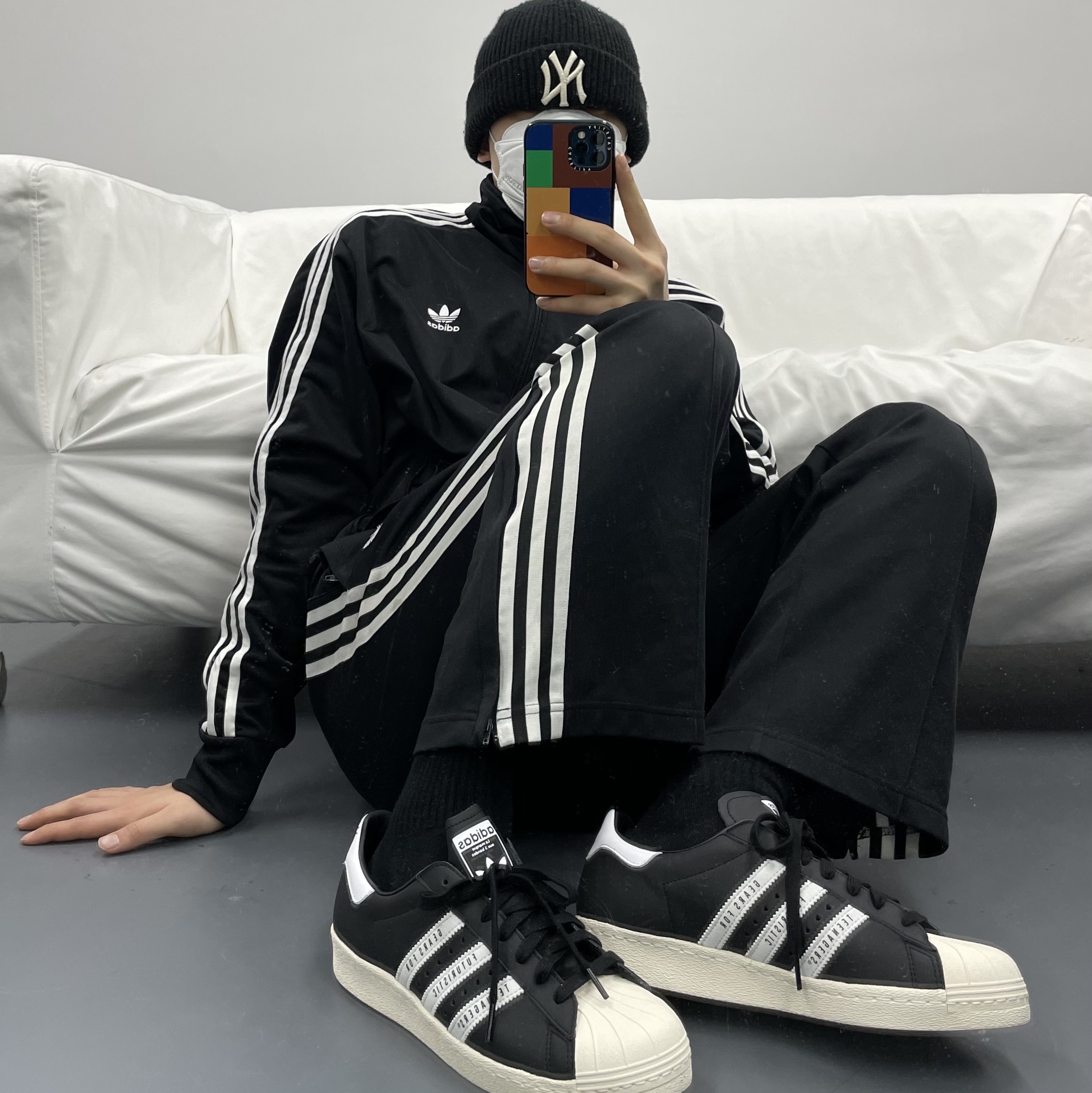 Adidas x Human Made Superstar Black White 착용 스타일 - 1