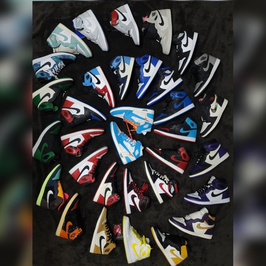 Jordan 1 x Off-White Retro High University Blue 착용 스타일