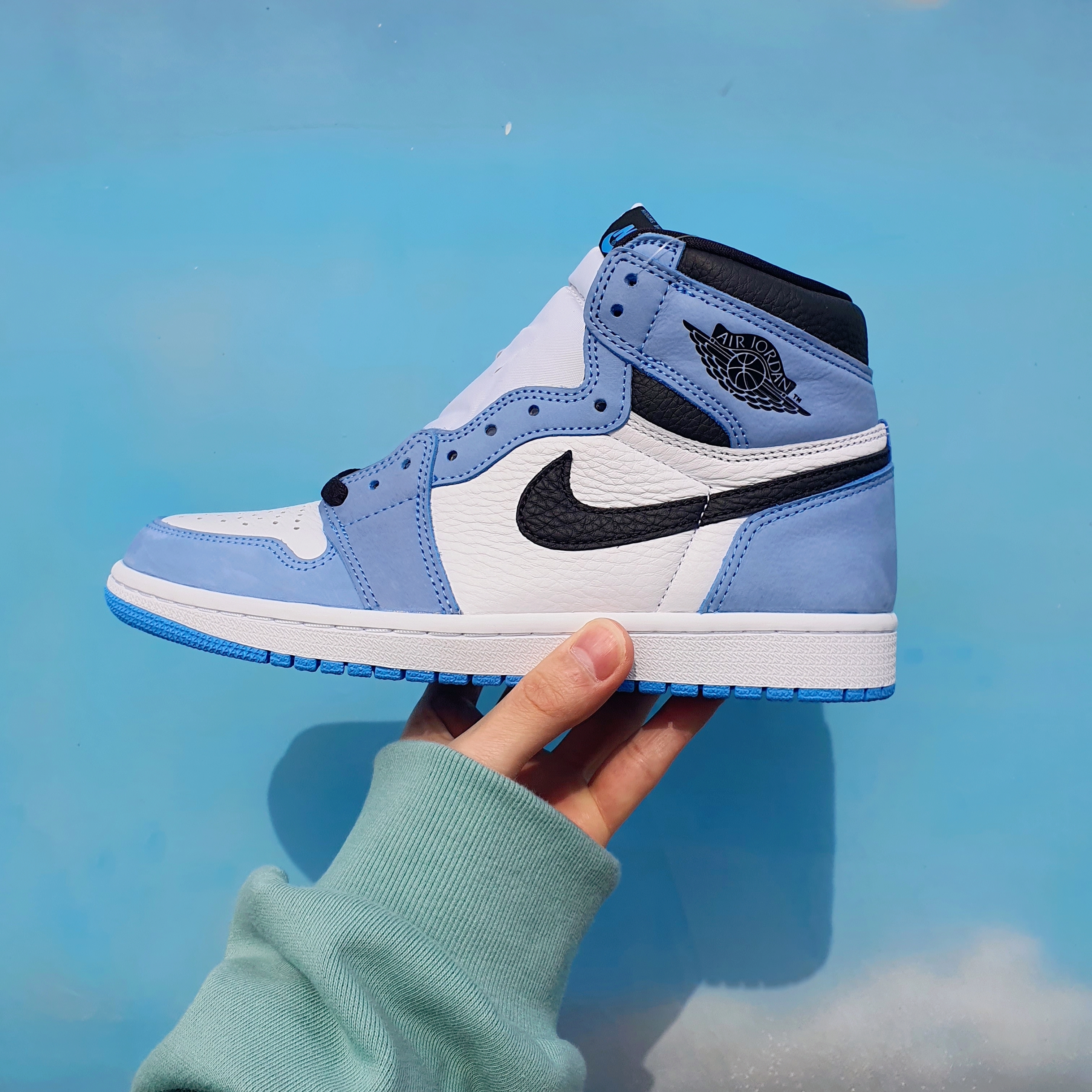 Jordan 1 Retro High OG University Blue, (GS) Jordan 1 Retro High OG University Blue 착용 스타일