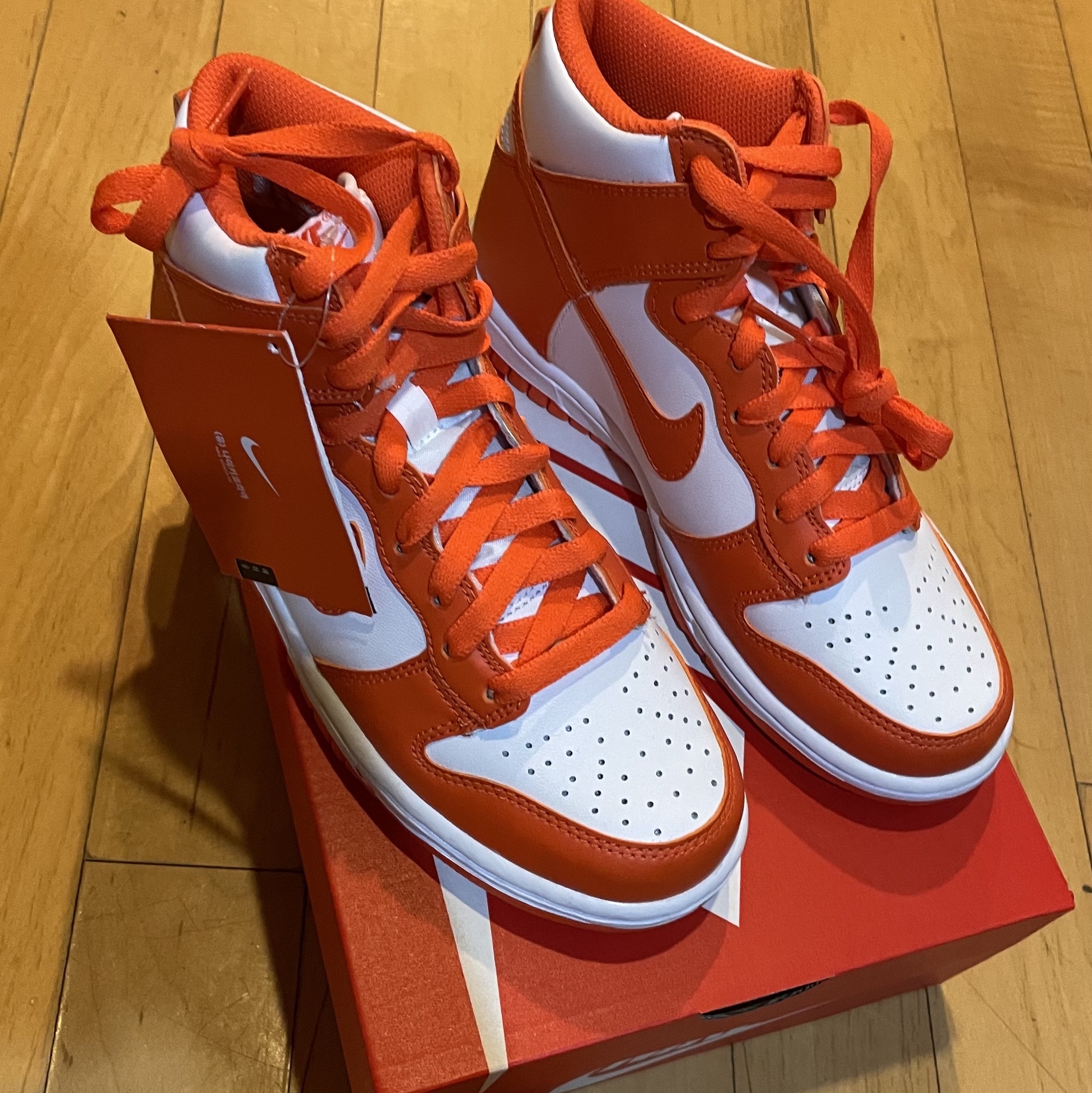 (GS) Nike Dunk High Orange Blaze 착용 스타일
