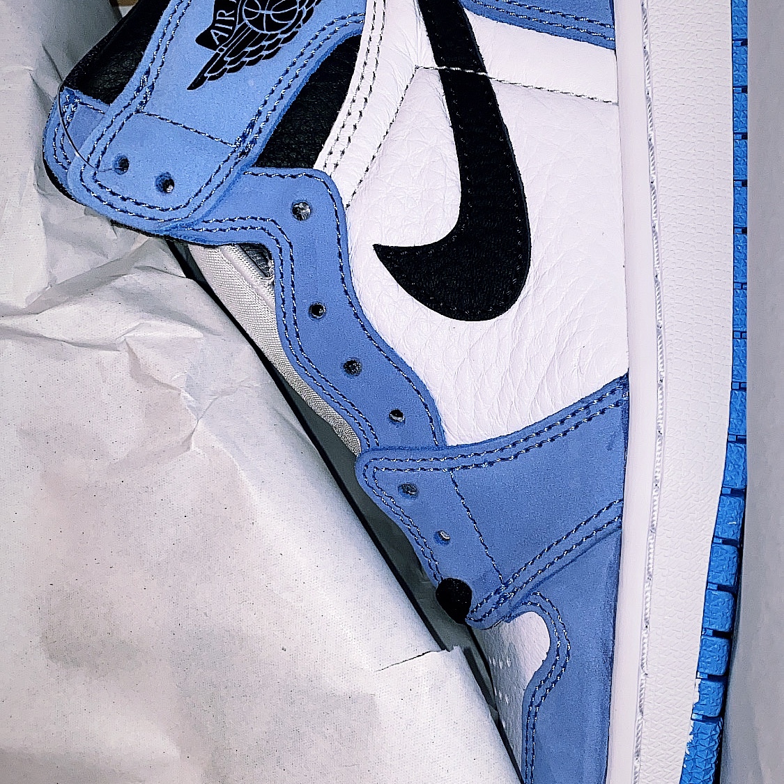 Jordan 1 Retro High OG University Blue, (GS) Jordan 1 Retro High OG University Blue 착용 스타일 - 3