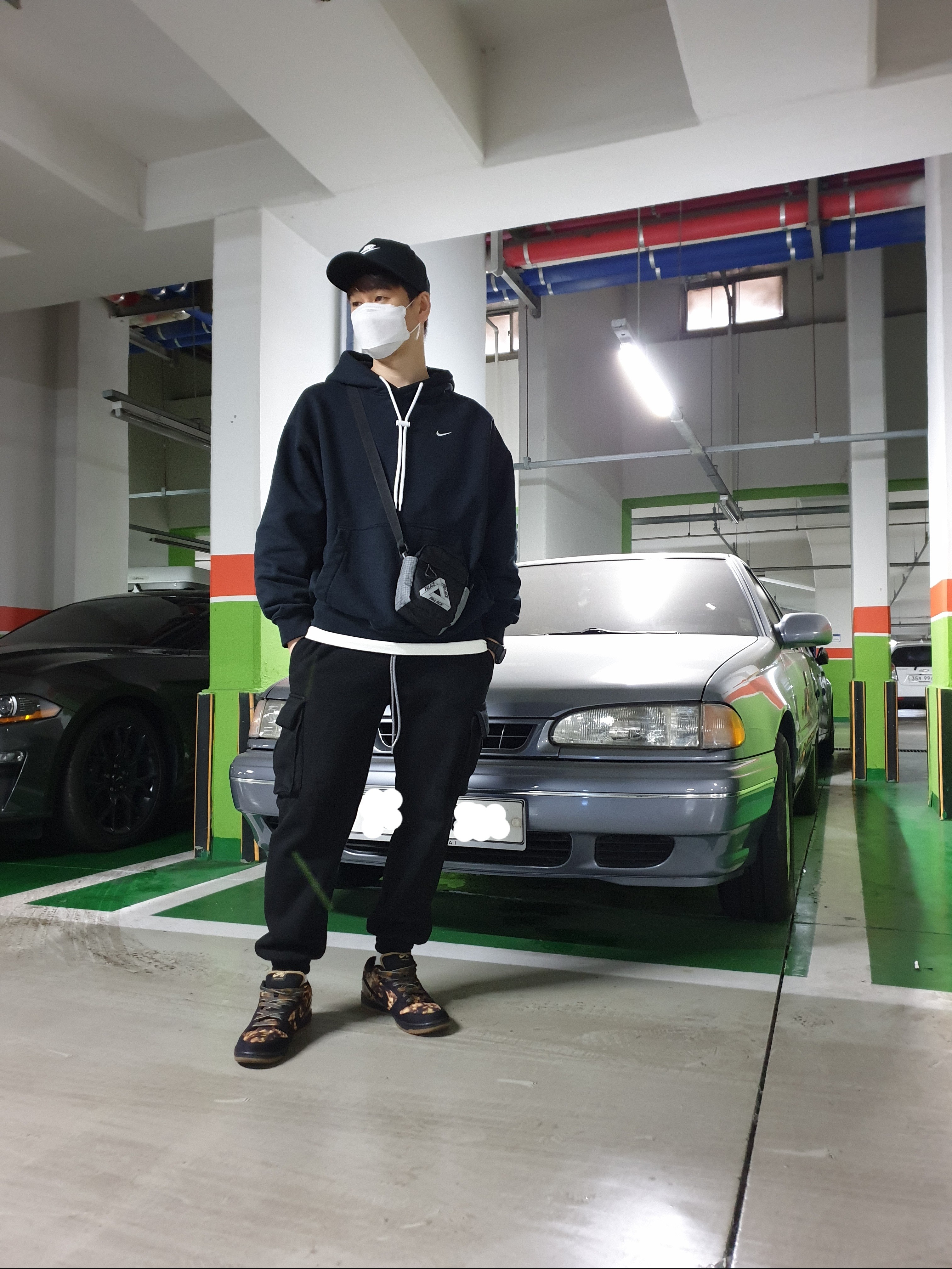 Nike Dunk SB Low Pushead 2, Nike M NRG Hoodie Black White 착용 스타일