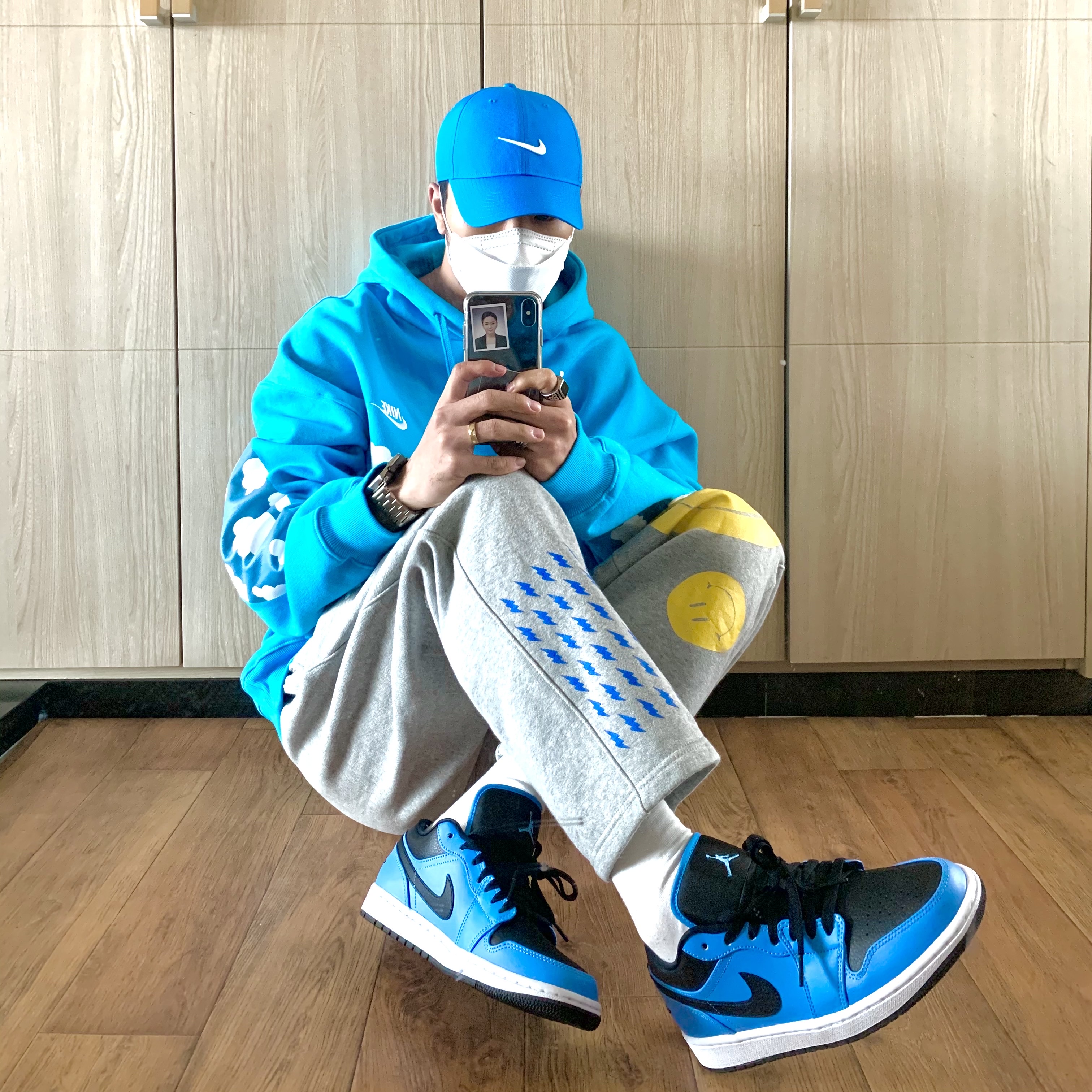 Jordan 1 Low University Blue Black 착용 스타일