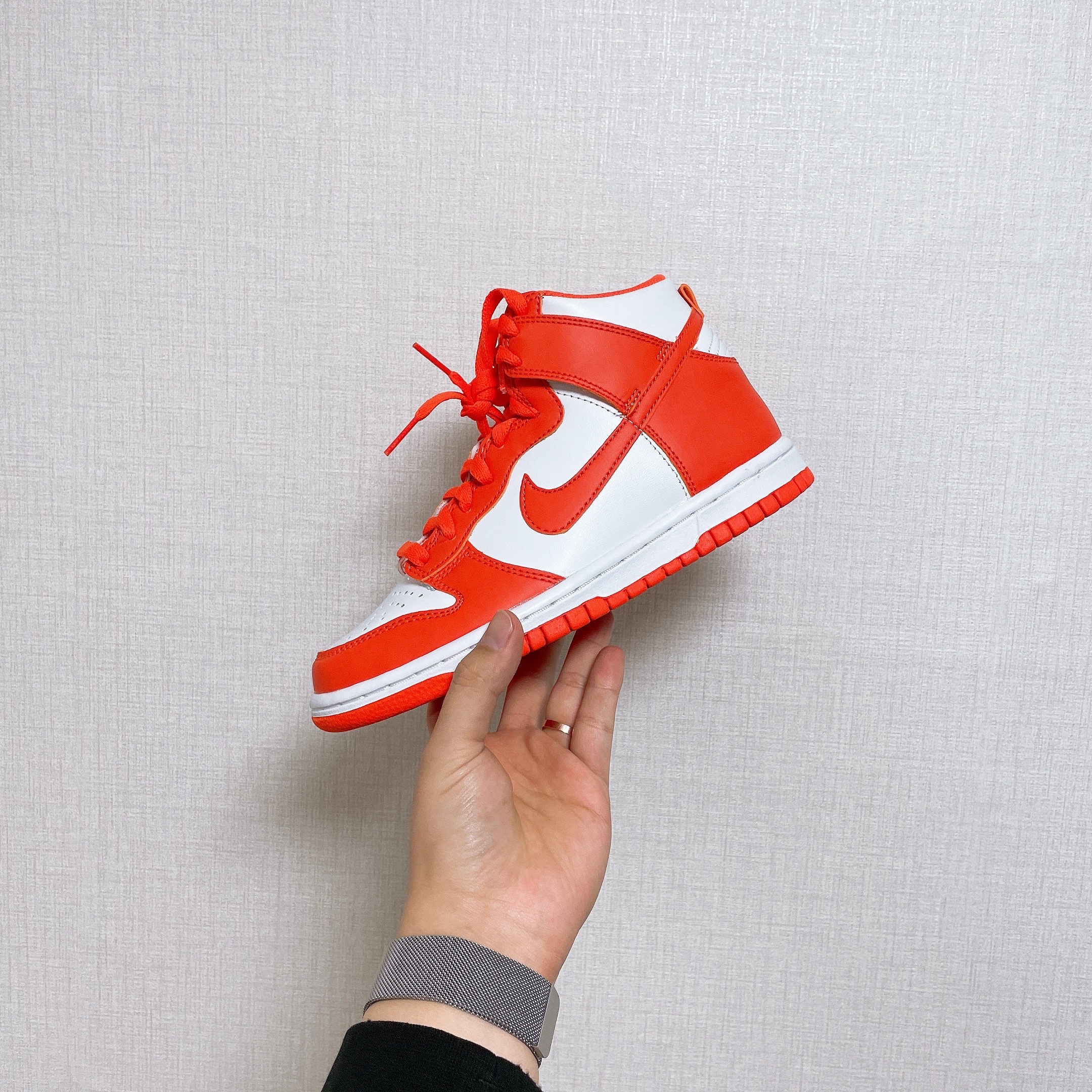 Nike Dunk High Retro Orange Blaze 착용 스타일