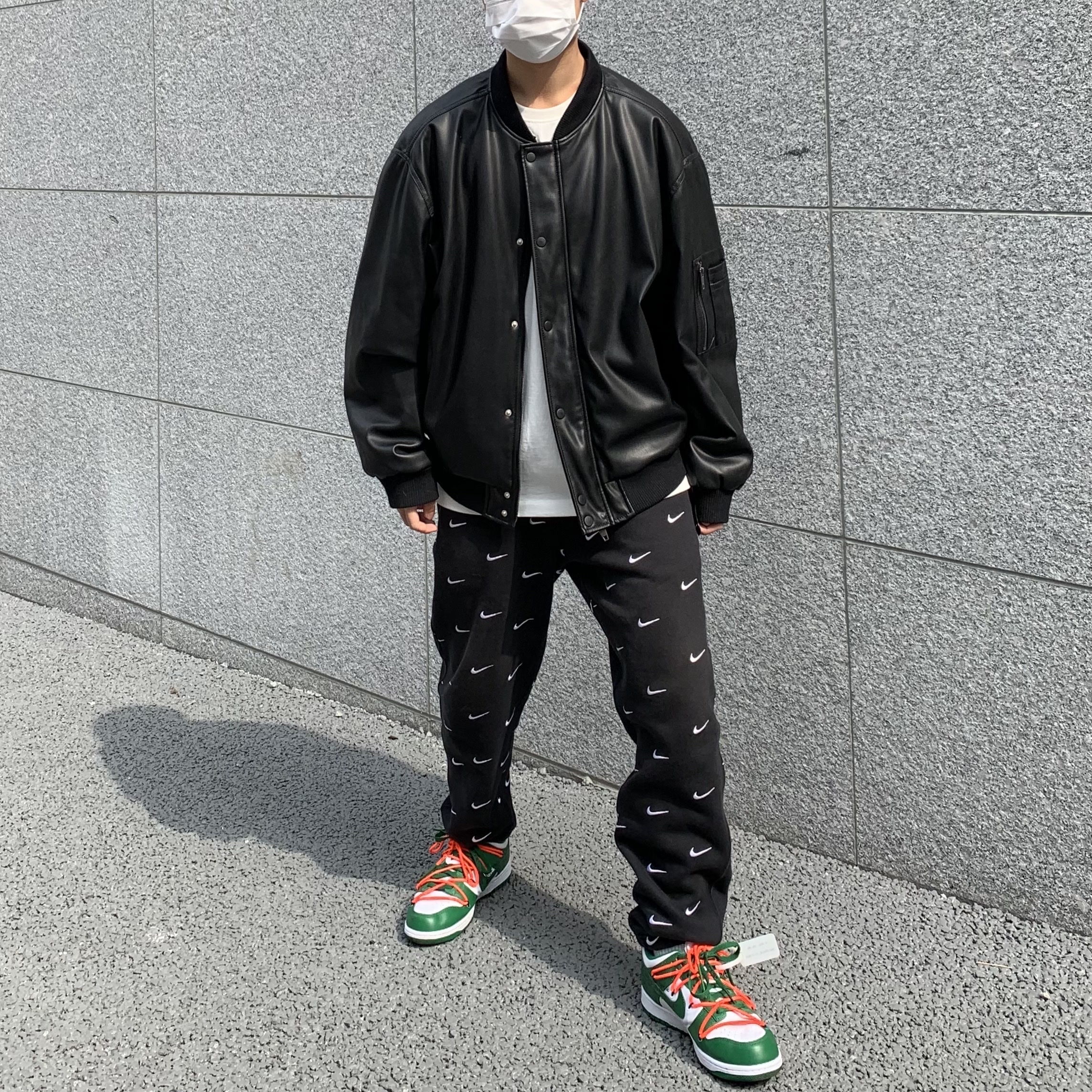 Nike x Off-White Dunk Low Pine Green 착용 스타일