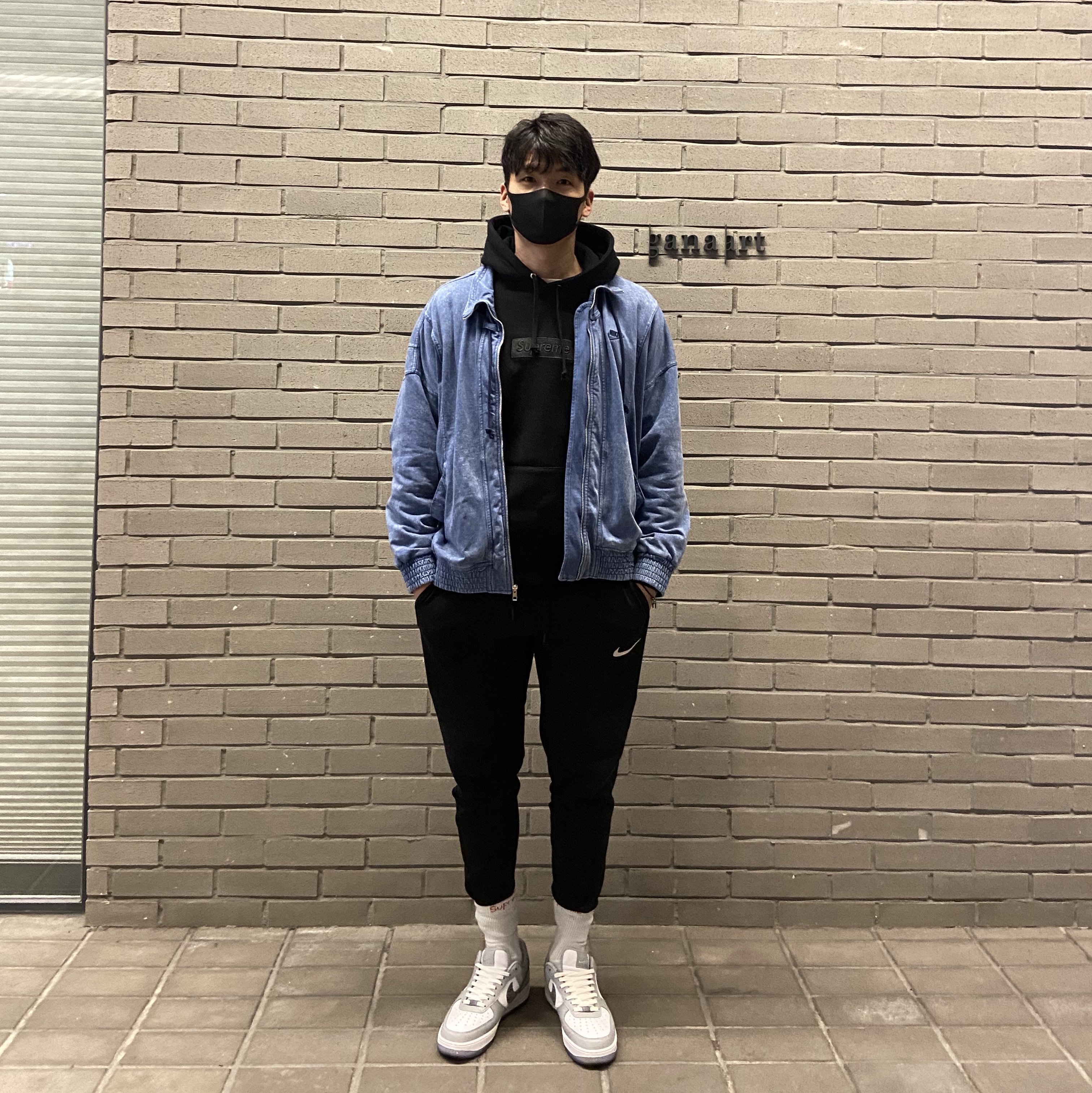 Nike Air Force 1 '07 Low White, Jordan 1 x Dior Low OG 착용 스타일
