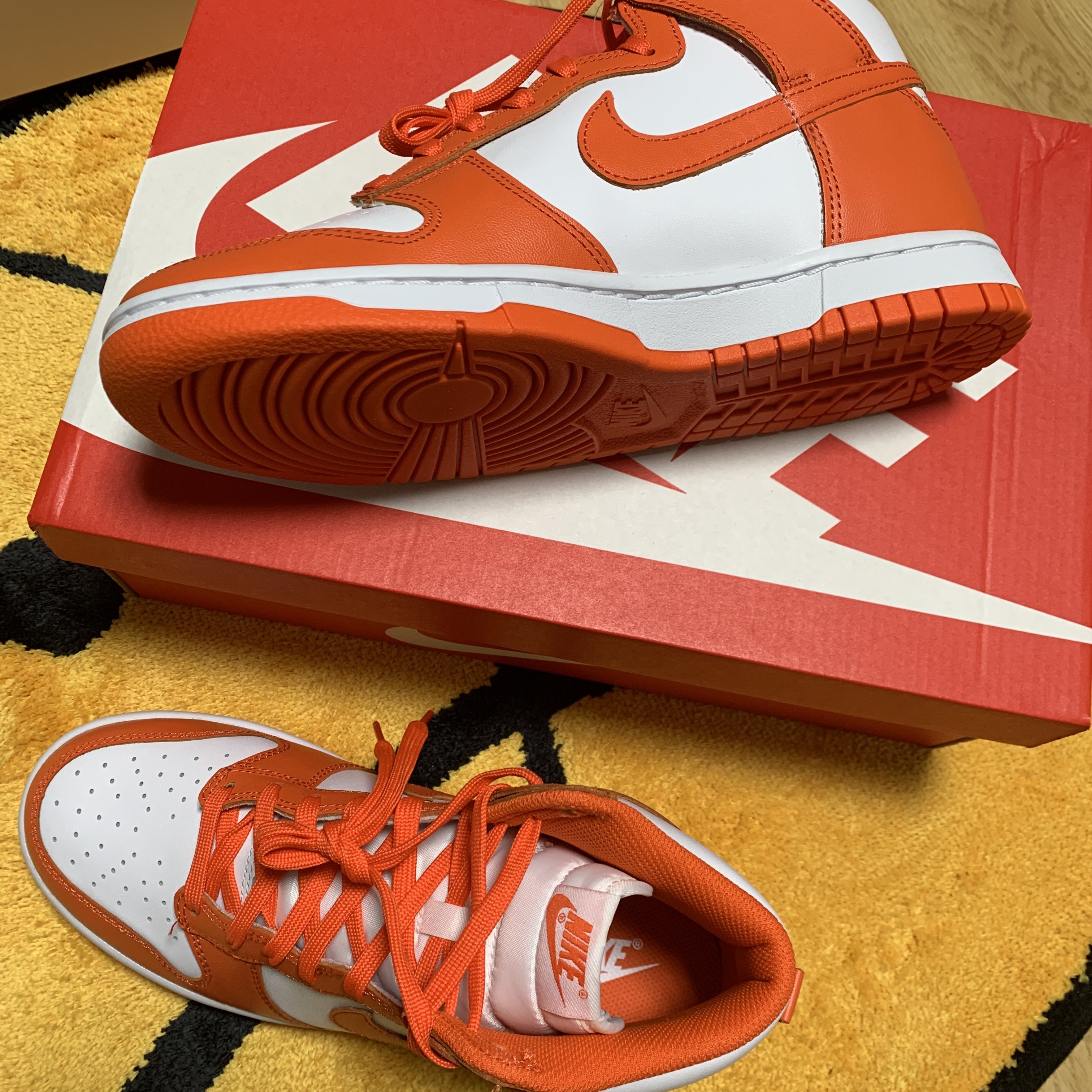 Nike Dunk High Retro Orange Blaze 착용 스타일