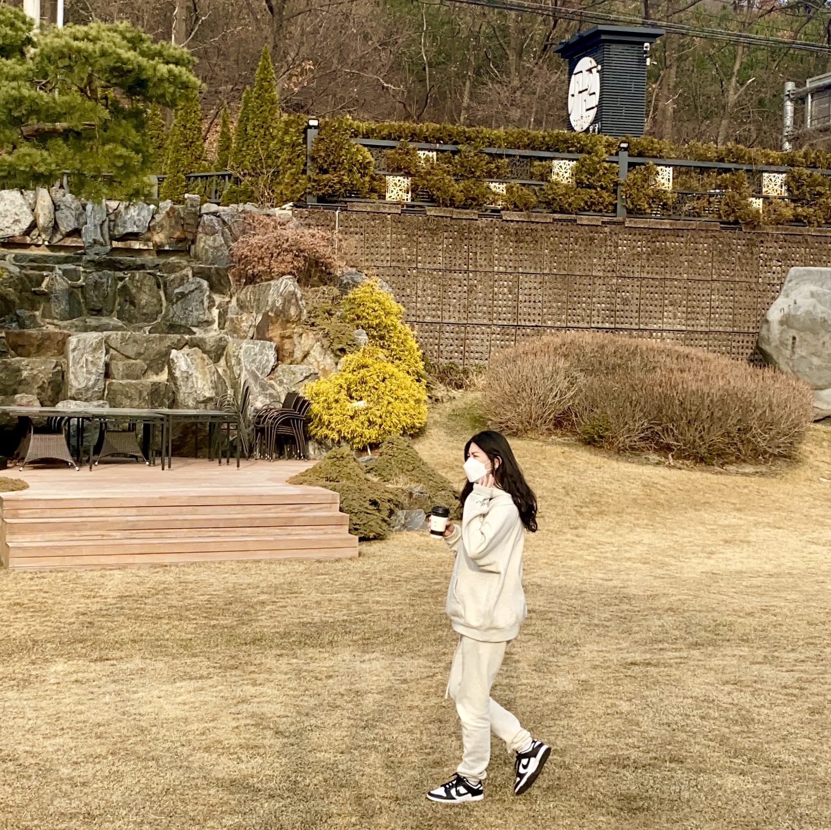 Essentials 3D Silicon Applique Pullover Hoodie Oatmeal/Oatmeal Heather/Light Heather Oatmeal 2020, Essentials Sweatpants Oatmeal/Oatmeal Heather/Light Heather Oatmeal 2020 착용 스타일