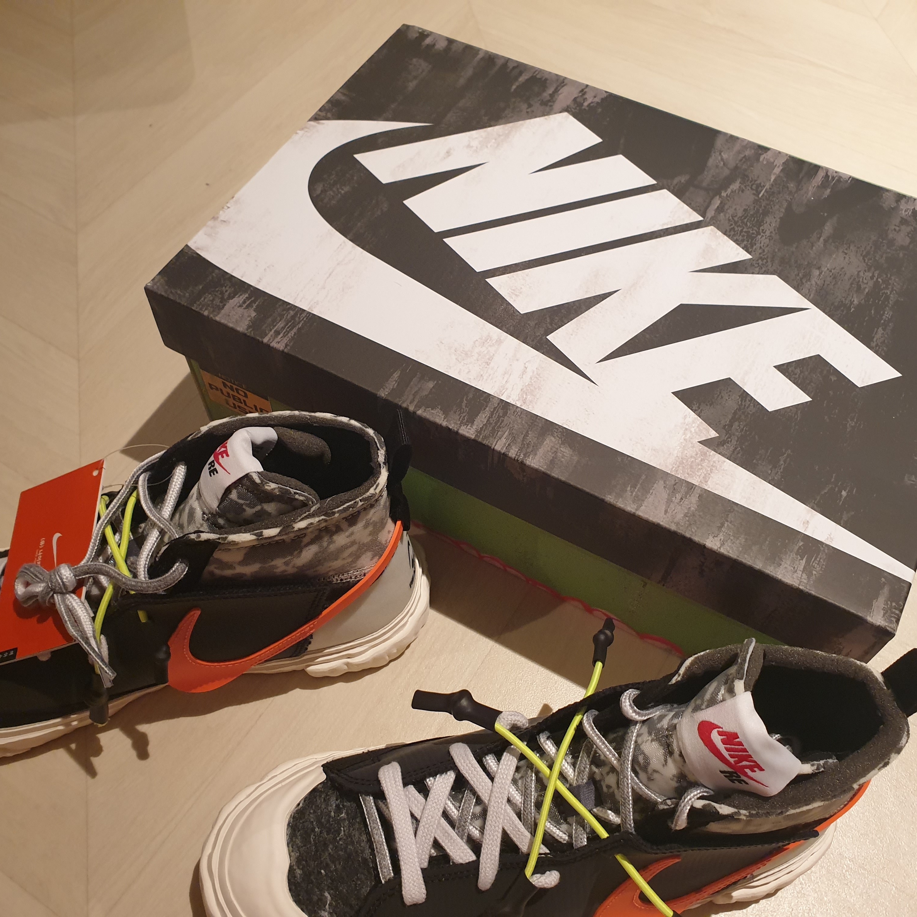 Nike x Readymade Blazer Mid Black 착용 스타일 - 1