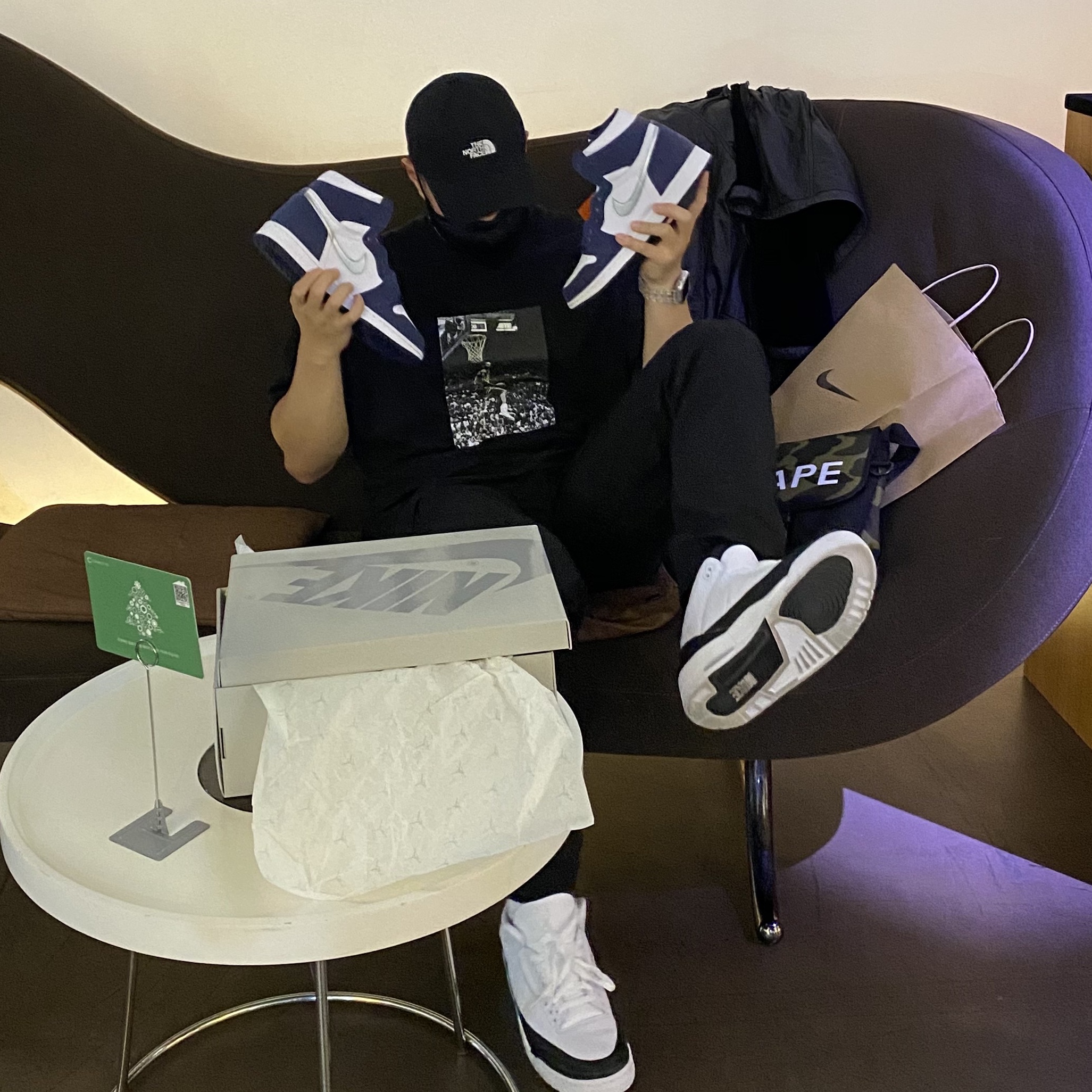 Jordan 1 Retro High OG CO.JP Midnight Navy, Jordan 3 x Fragment Retro SP White Black 착용 스타일