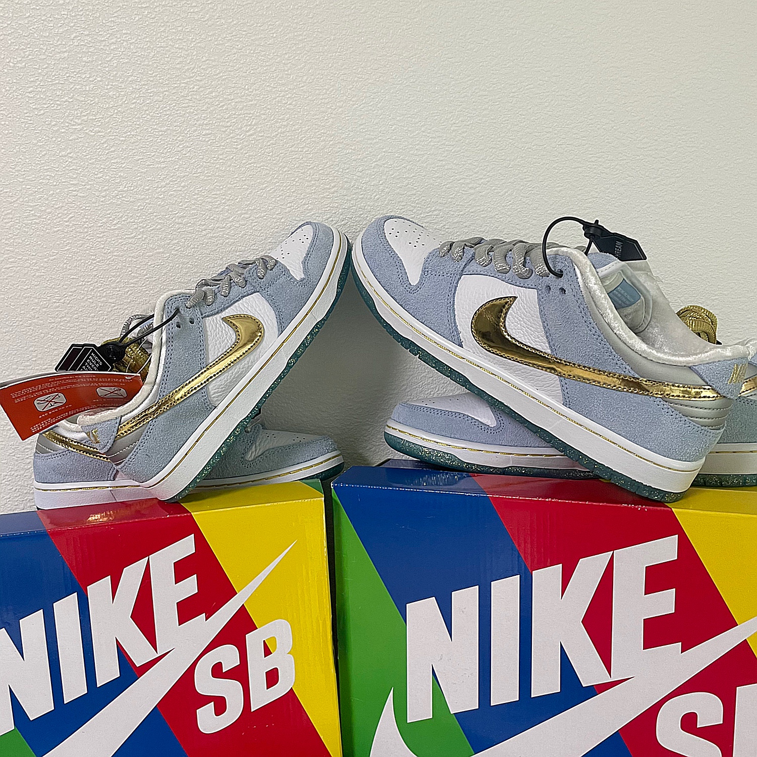 (PS) Nike x Sean Cliver SB Dunk Low Holiday Special, Nike x Sean Cliver SB Dunk Low Holiday Special 착용 스타일