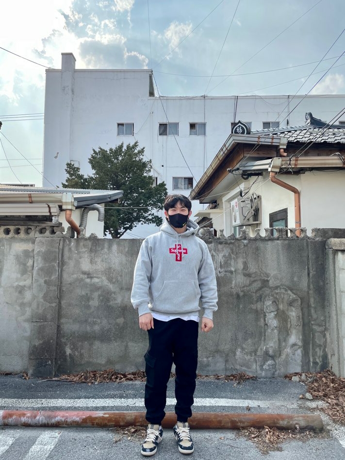 Supreme Cross Box Logo Hooded Sweatshirt Heather Grey - 20FW, Nike x Travis Scott SB Dunk Low 착용 스타일