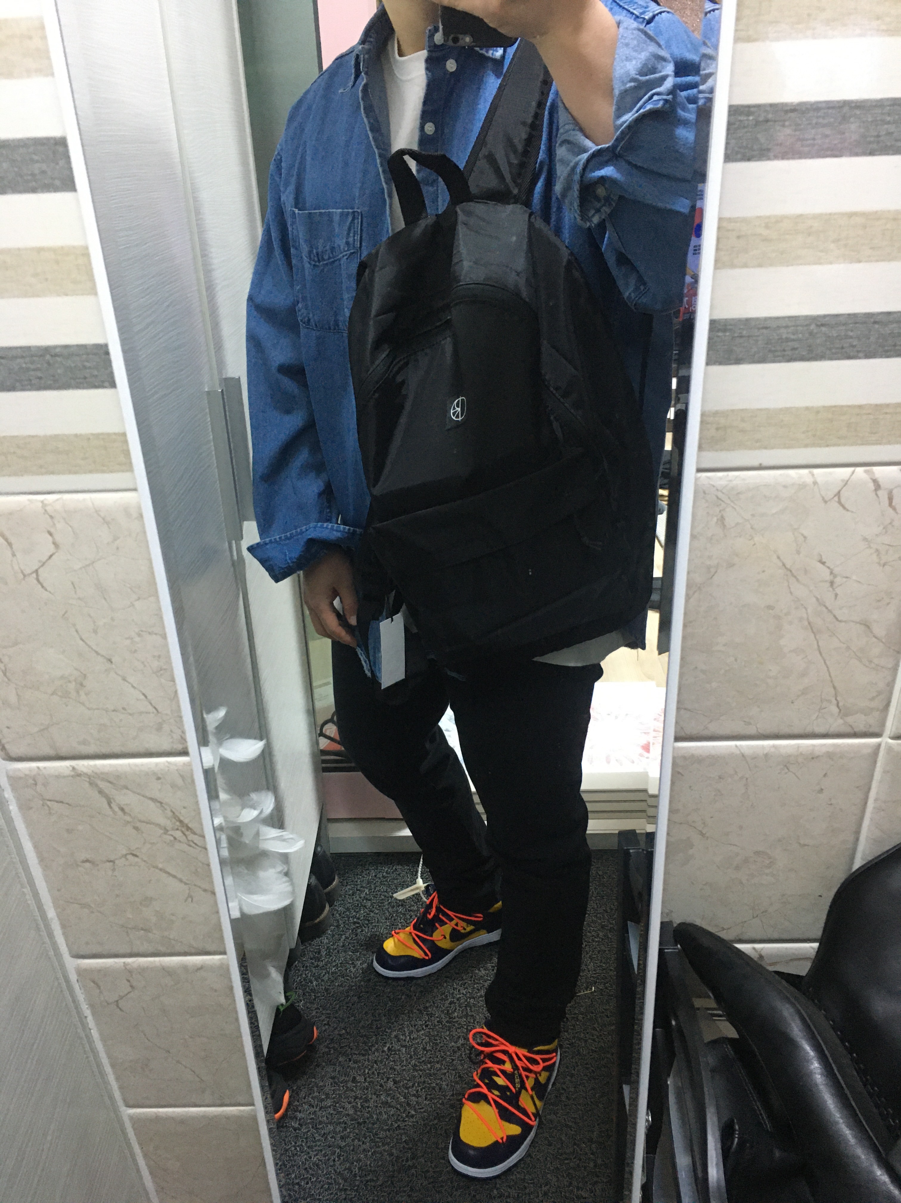 Nike x Off-White Dunk Low University Gold Midnight Navy 착용 스타일