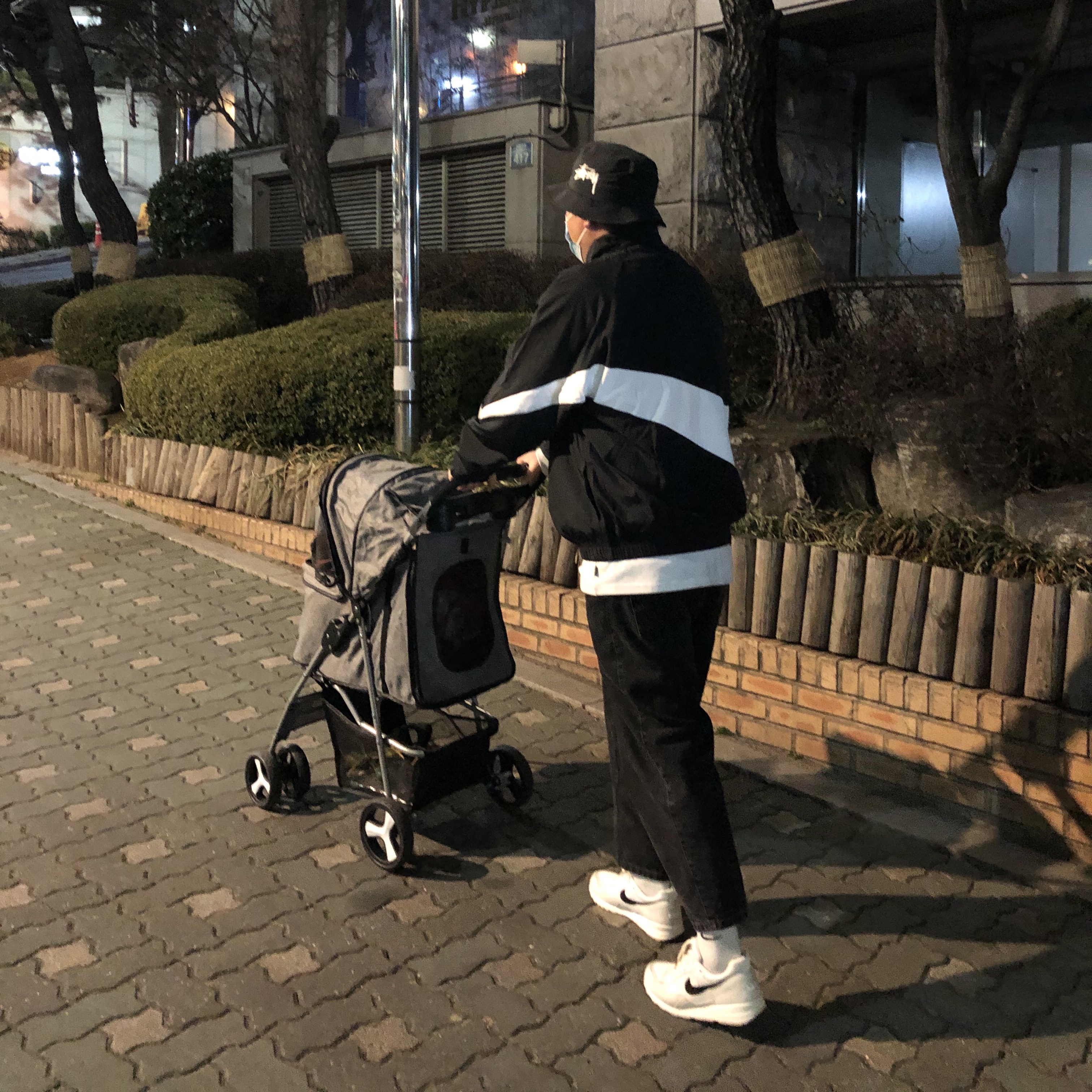 Nike x Fear of God Air Skylon 2 White 착용 스타일