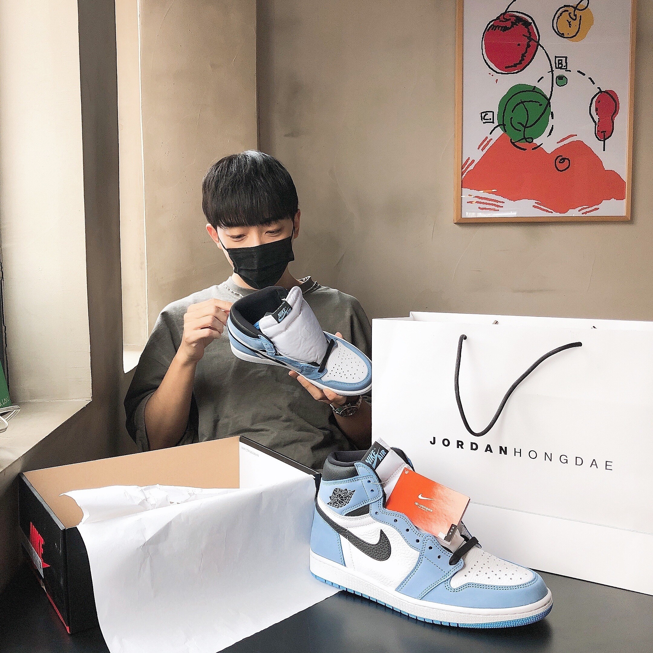Jordan 1 Retro High OG University Blue 착용 스타일