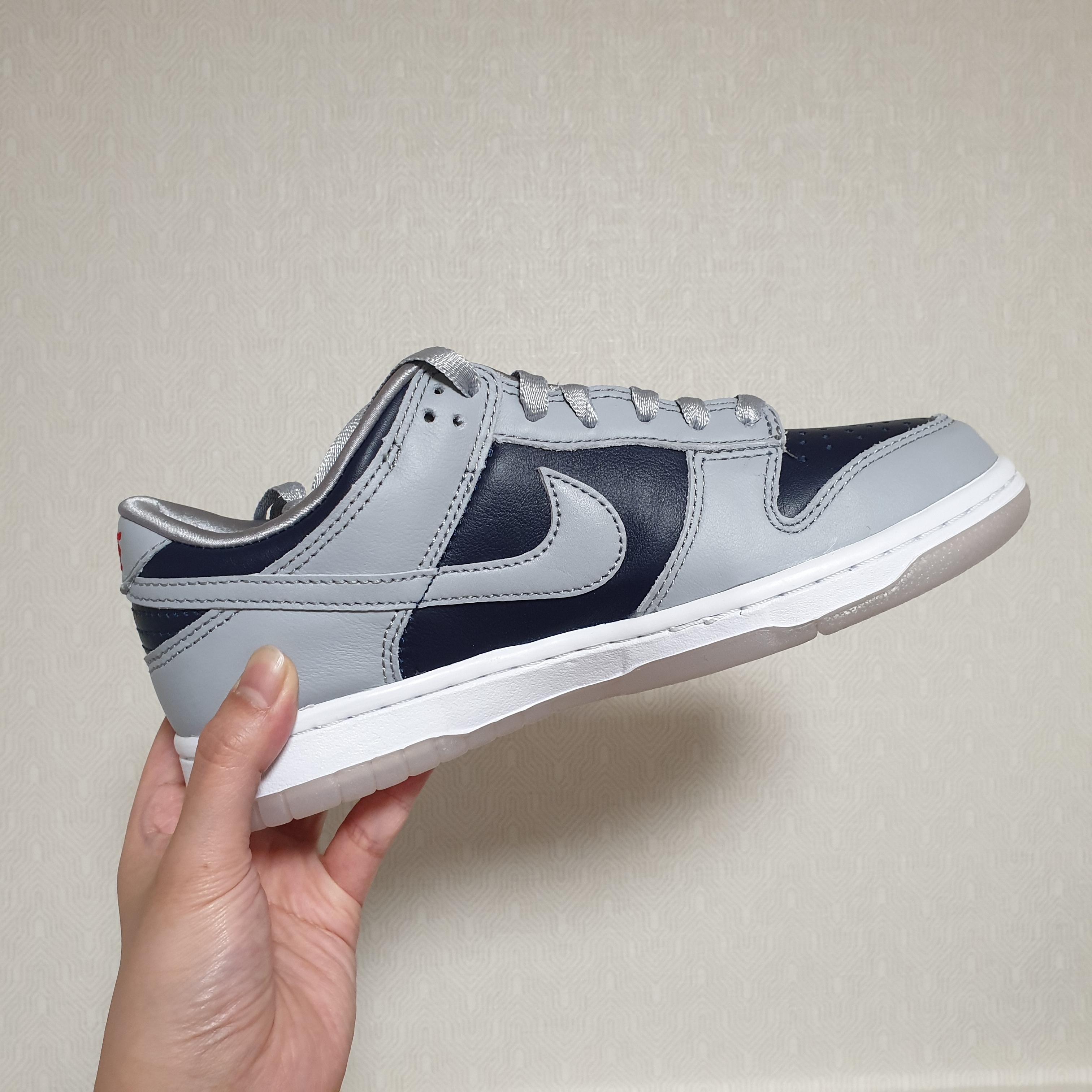 (W) Nike Dunk Low SP College Navy 착용 스타일 - 1