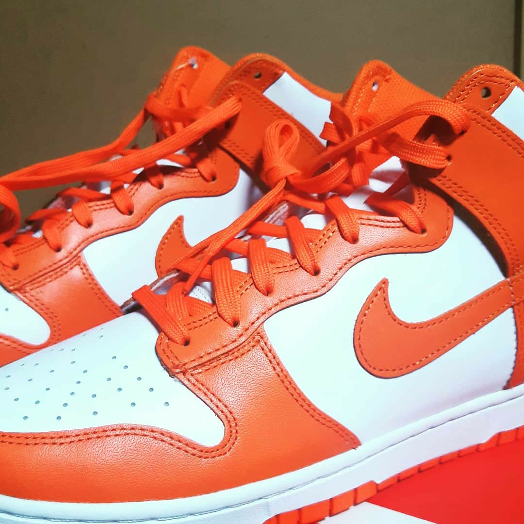 Nike Dunk High Retro Orange Blaze 착용 스타일 - 2