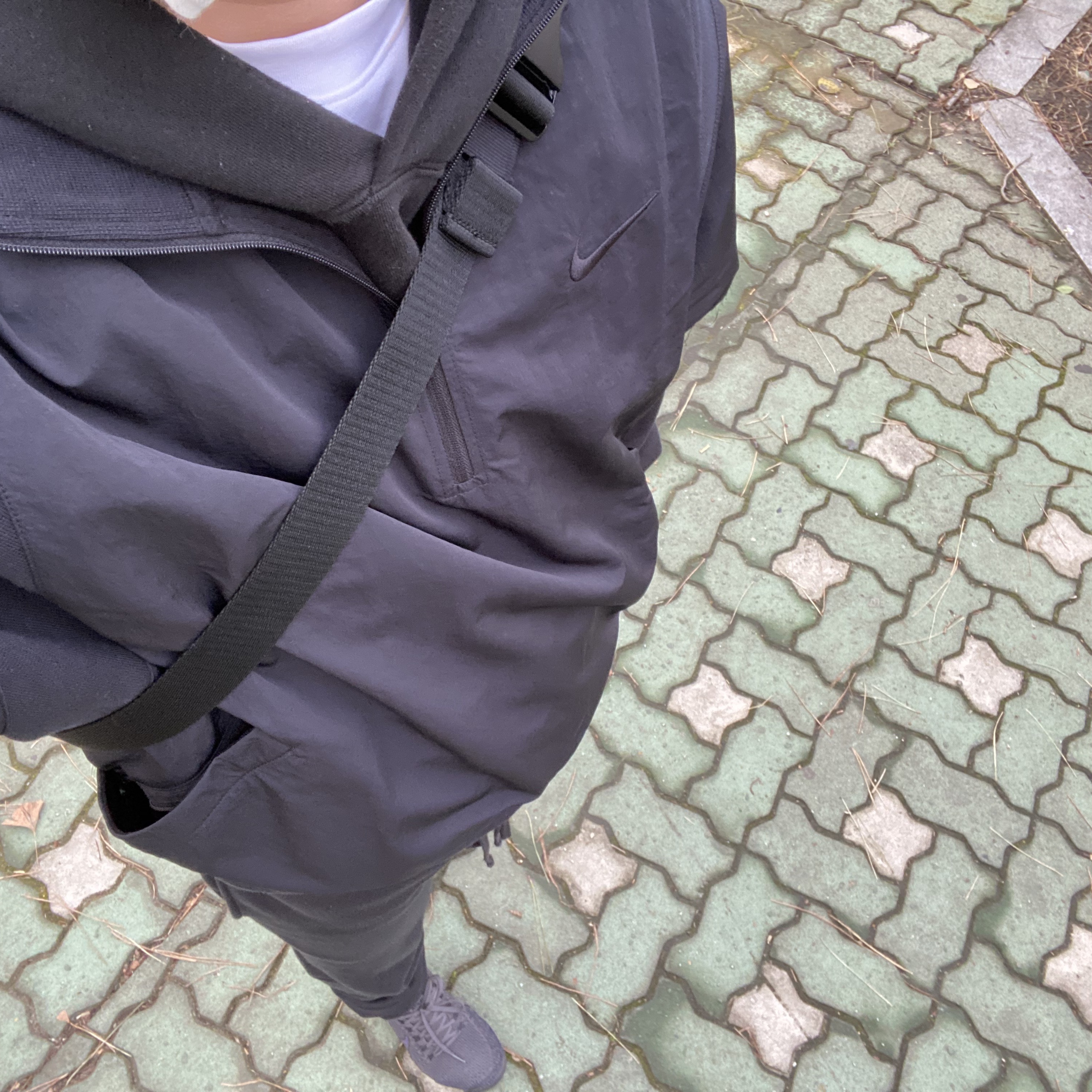 Essentials Sweatpants Dark Slate/Black 2020, Essentials 3D Silicon Applique Pullover Hoodie Dark Slate/Black 2020 착용 스타일