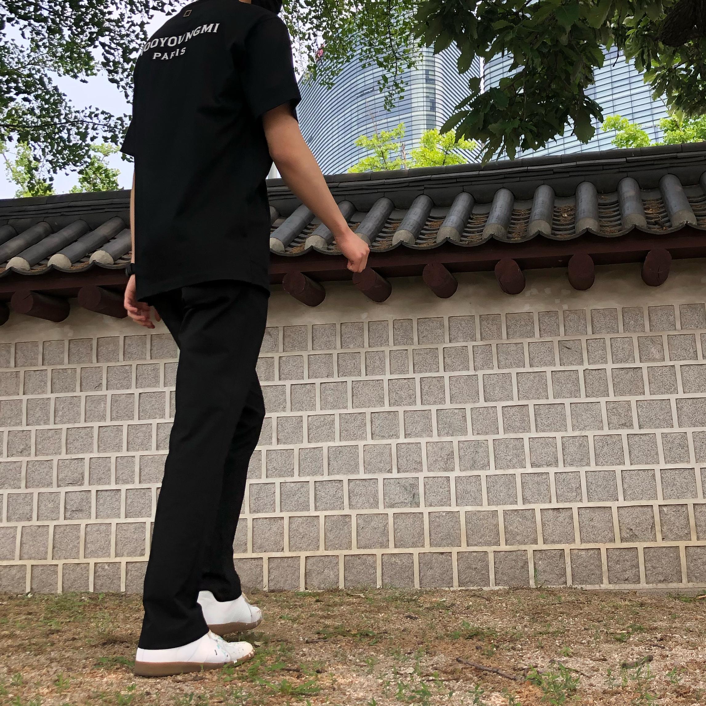 Maison Margiela Replica Paint Drop Sneakers 착용 스타일