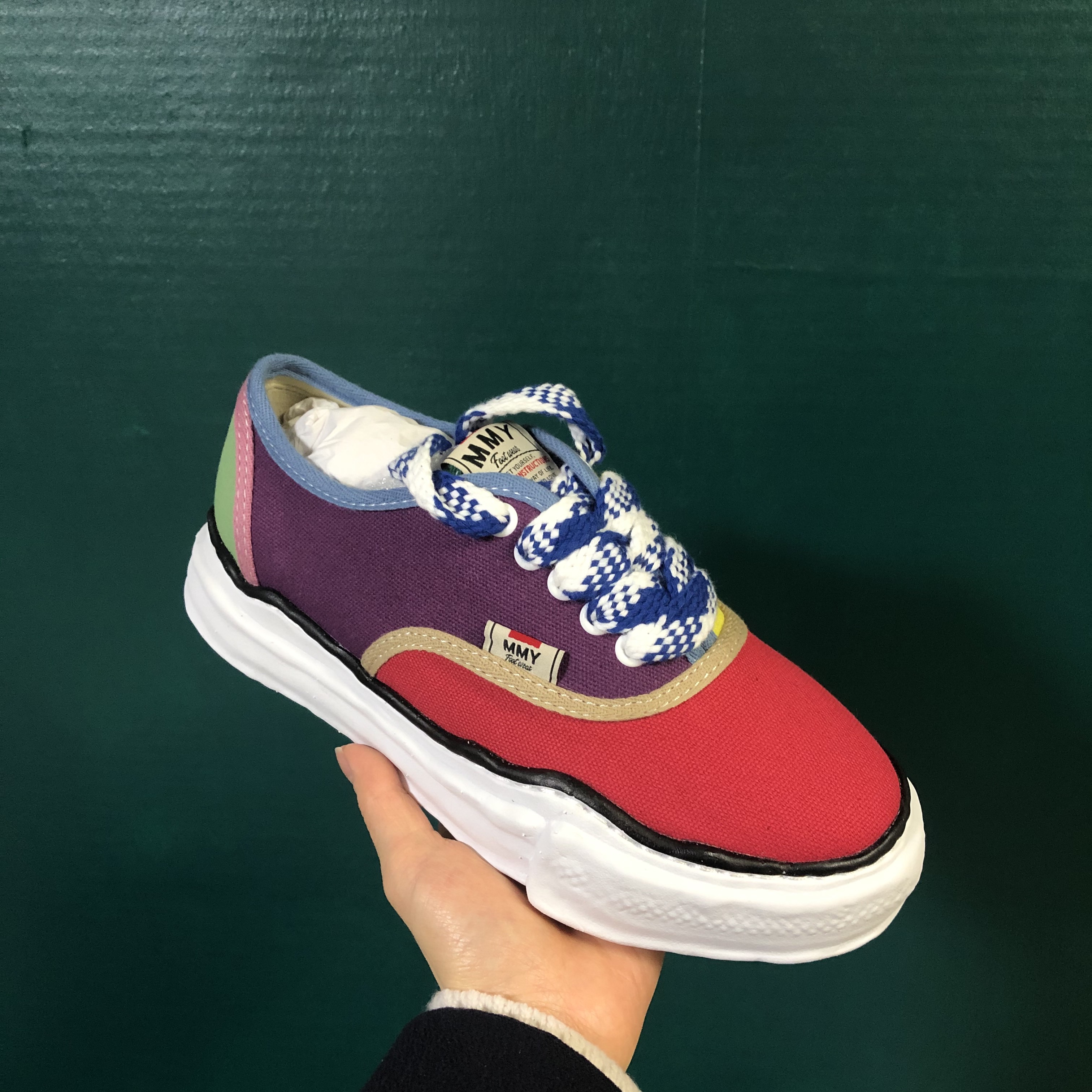 Maison Mihara Yasuhiro Baker Canvas Low Multicolor 착용 스타일 - 3