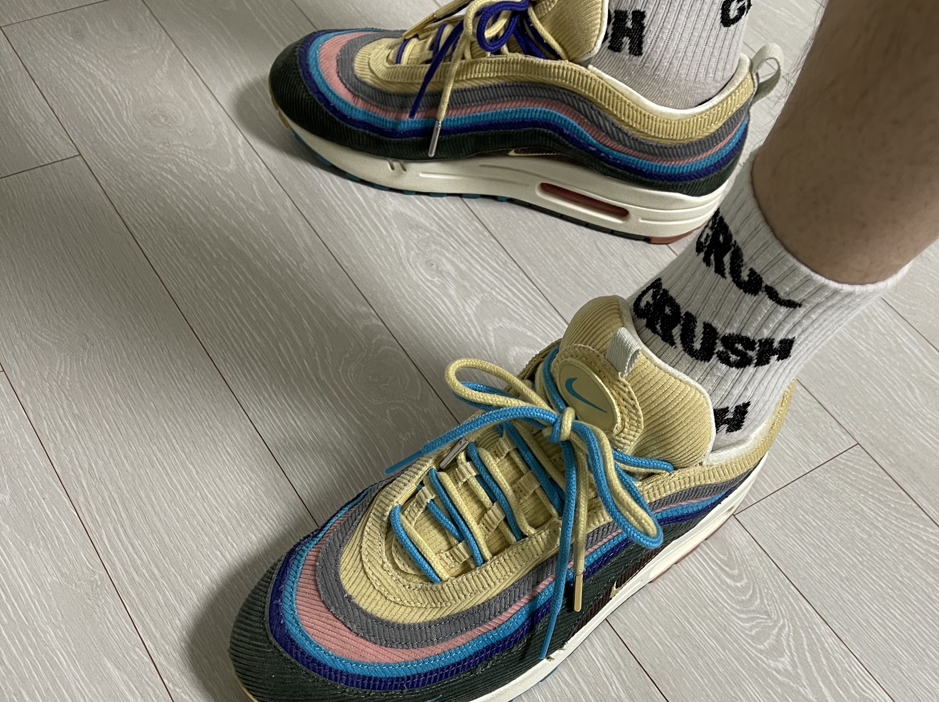 Nike x Sean Wotherspoon Air Max 1/97 착용 스타일
