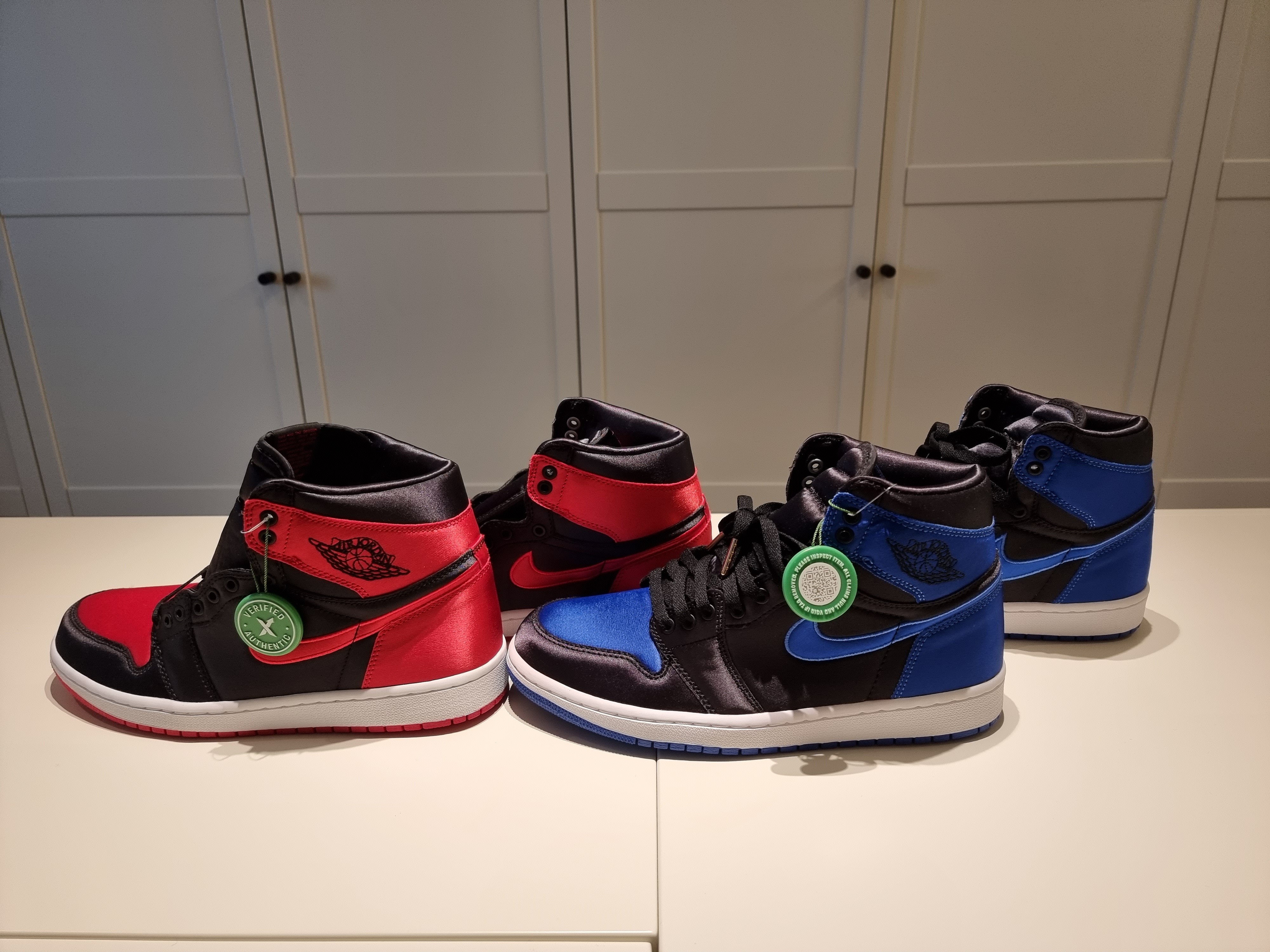 Jordan 1 Retro High Satin Banned, Jordan 1 Retro High Satin Royal 착용 스타일