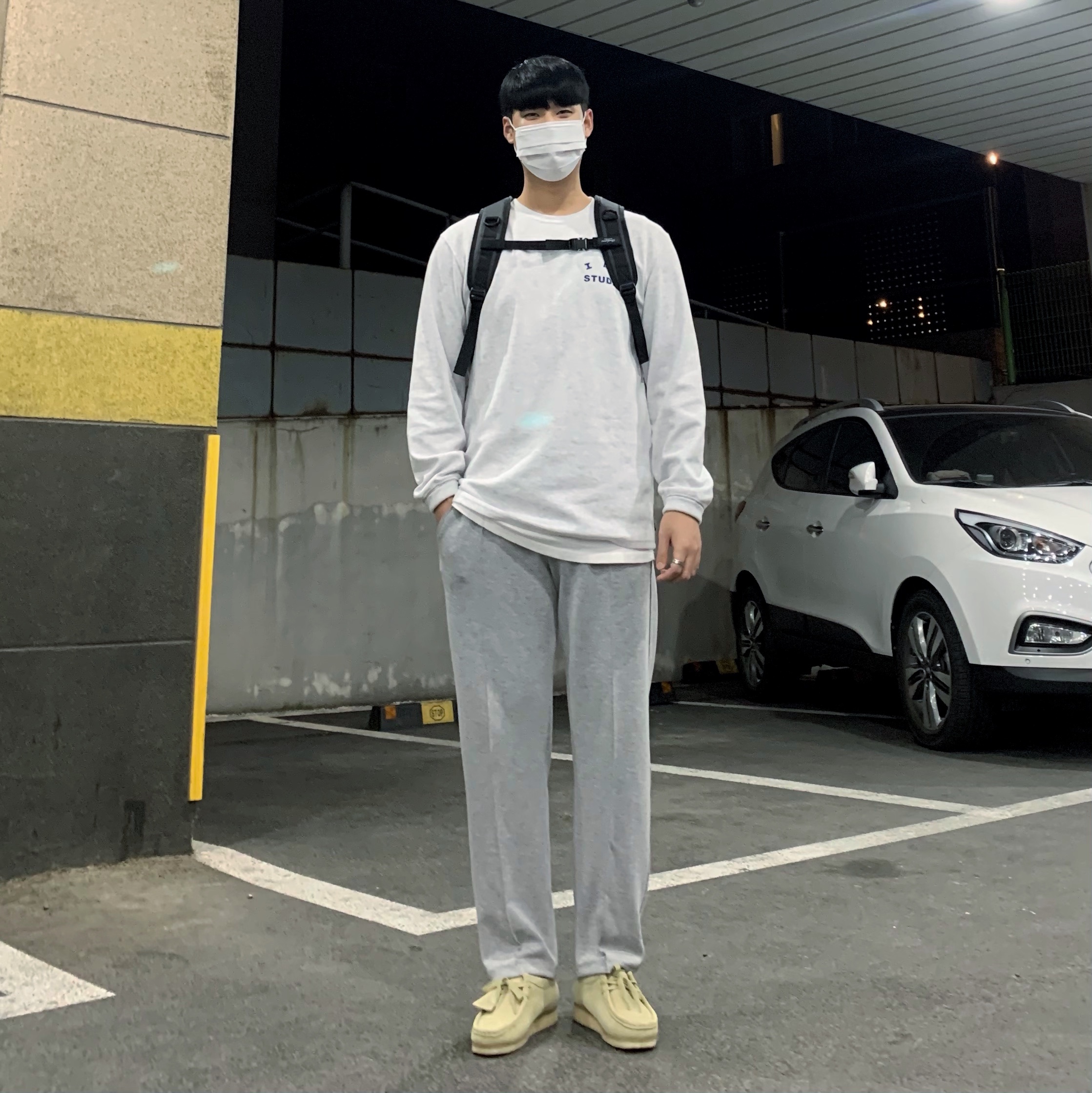 Clarks x Supreme Wallabee Gore-Tex Maple 착용 스타일