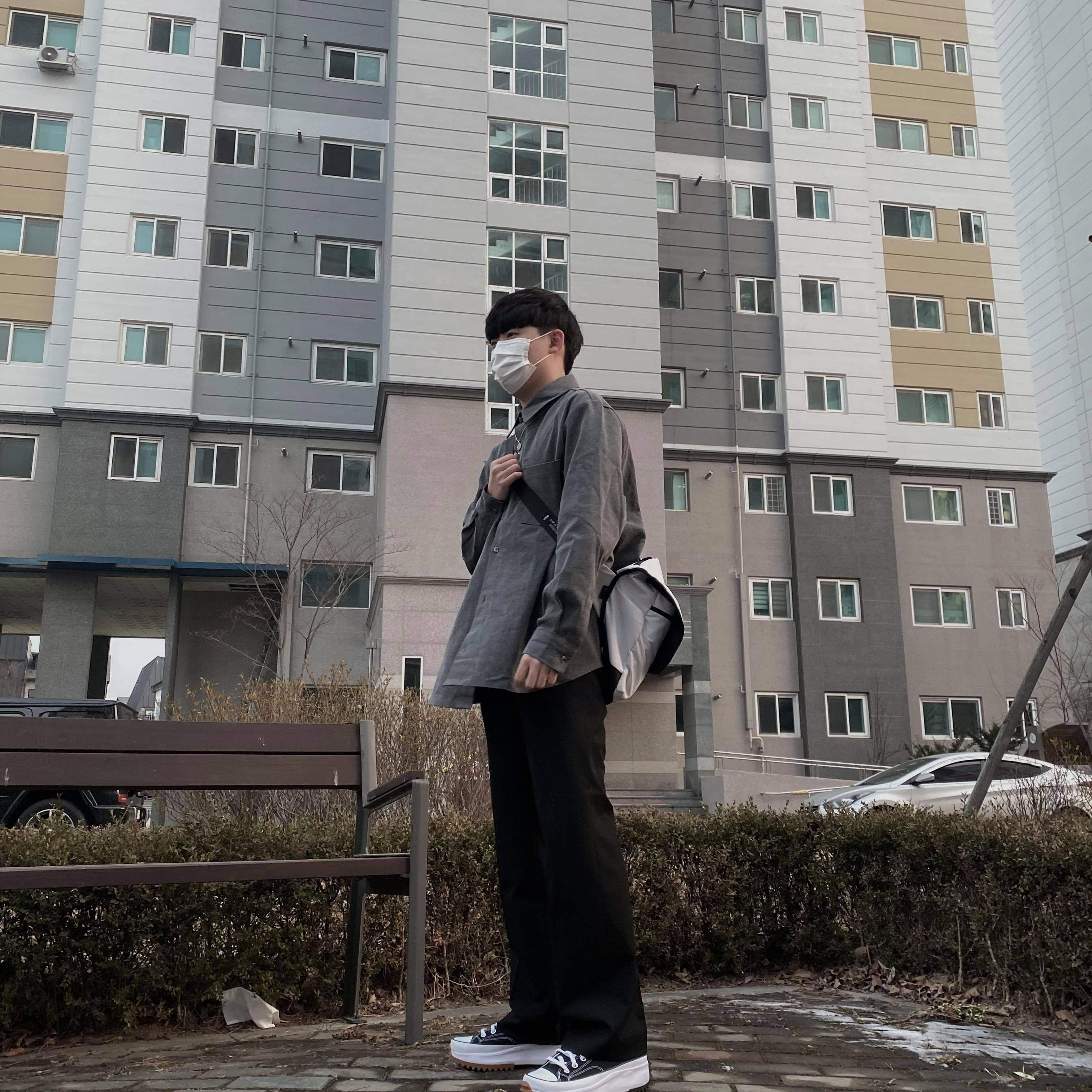 Converse Run Star Hike Hi Black White Gum 착용 스타일