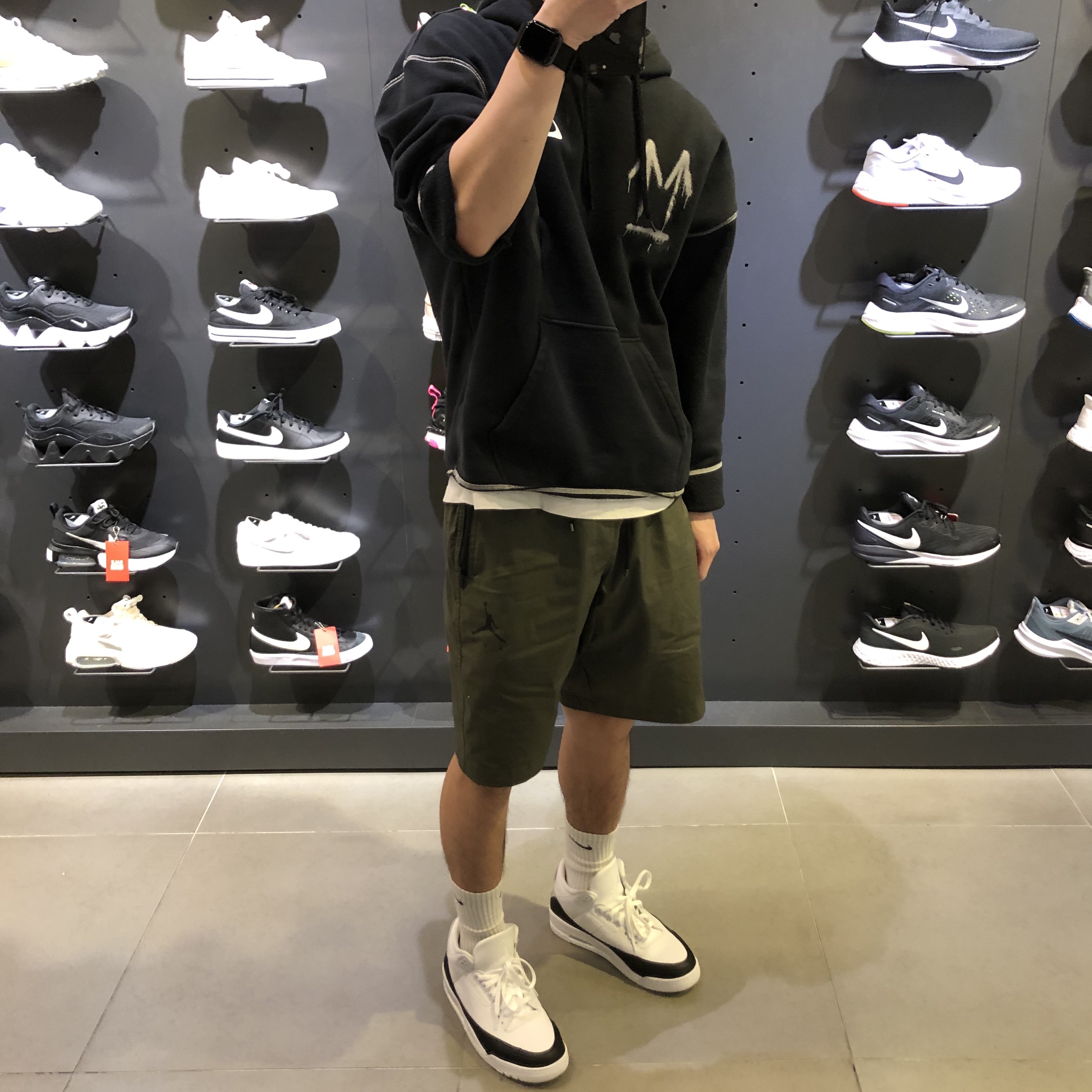 Jordan 3 x Fragment Retro SP White Black, Nike x Off-White NRG RU Hoodie 착용 스타일