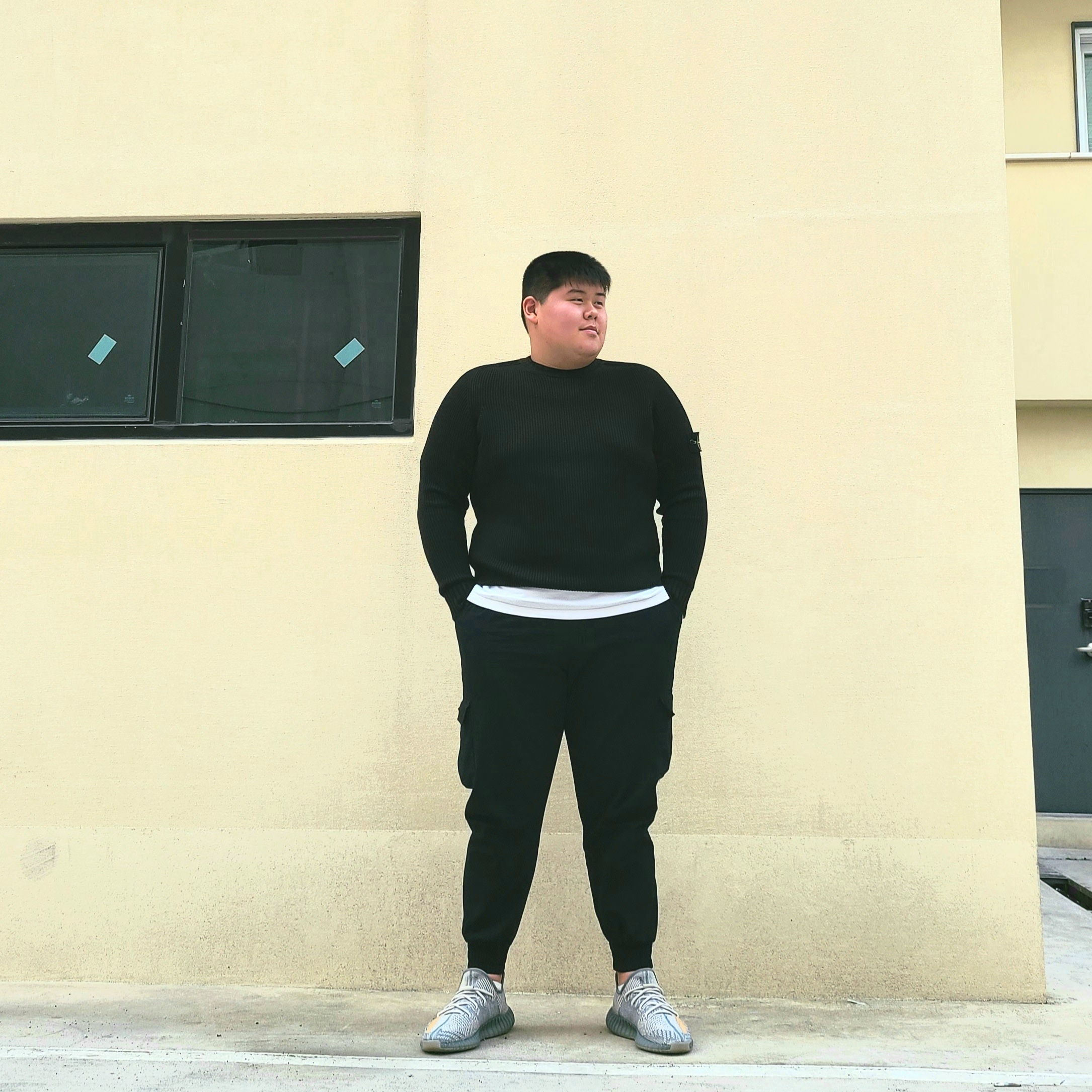 Adidas Yeezy Boost 350 V2 Israfil 착용 스타일