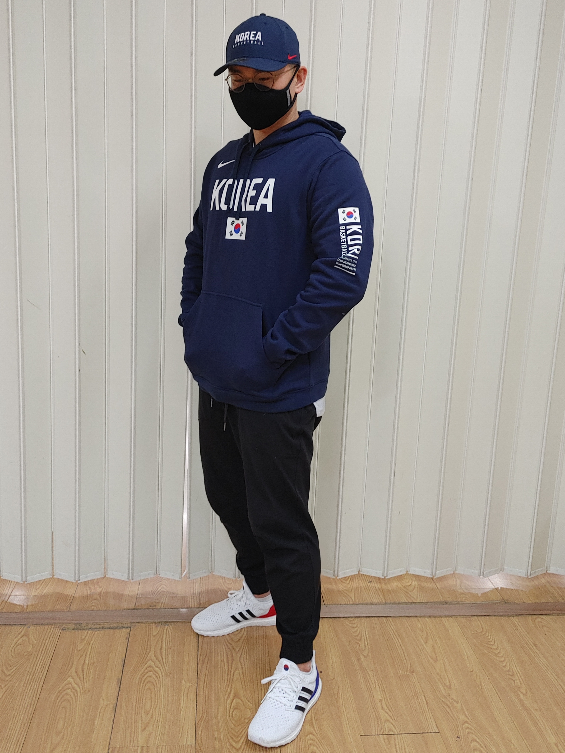 Adidas Ultraboost 4.0 Seoul 1988 착용 스타일