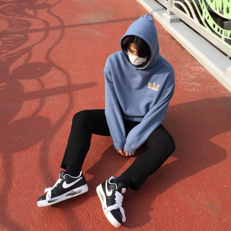 Nike x Peaceminusone Air Force 1 Low Para-Noise 착용 스타일