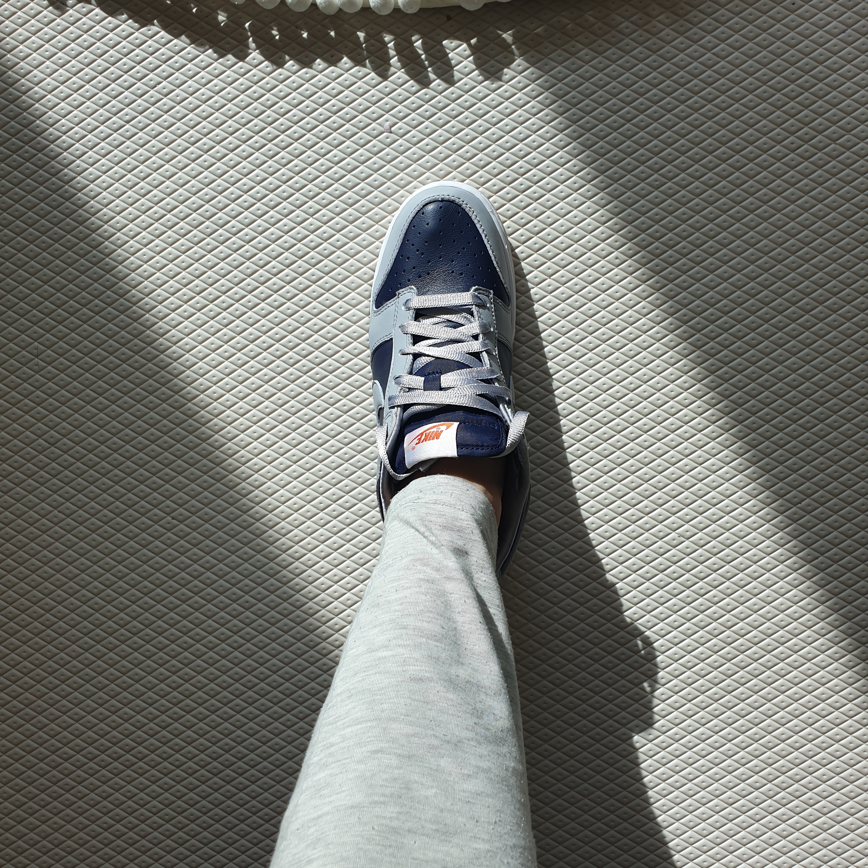 (W) Nike Dunk Low SP College Navy 착용 스타일 - 2