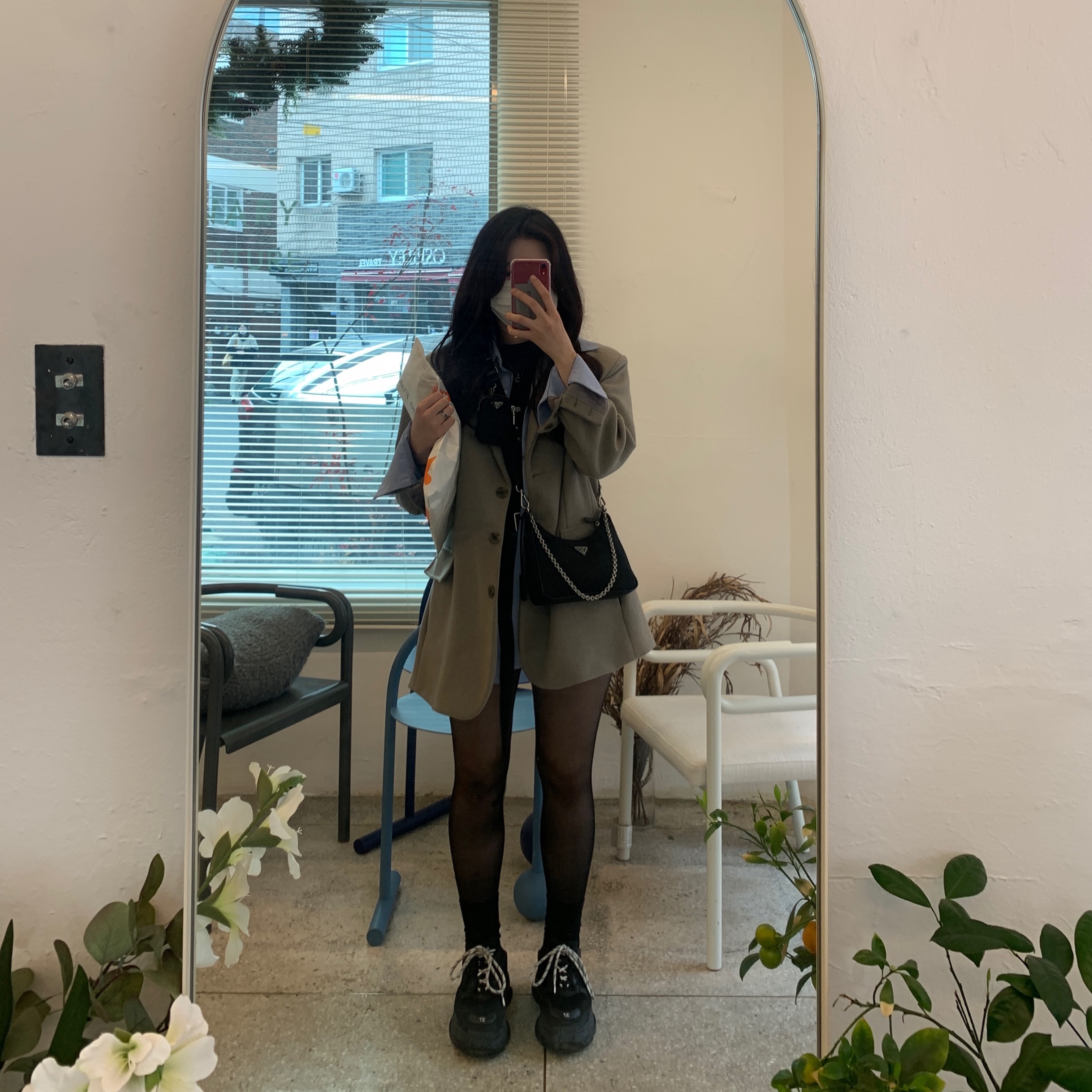 Balenciaga Triple S Triple Black 2018 Reissue (Pre-Distressed) 착용 스타일