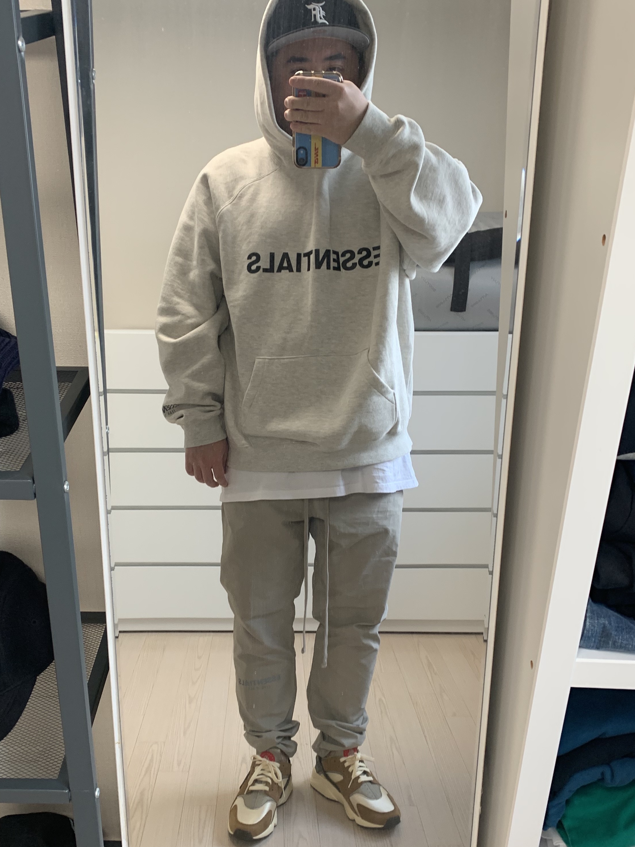 Nike x Stussy Air Huarache LE Desert Oak, Essentials 3D Silicon Applique Pullover Hoodie Oatmeal/Oatmeal Heather/Light Heather Oatmeal 2020 착용 스타일