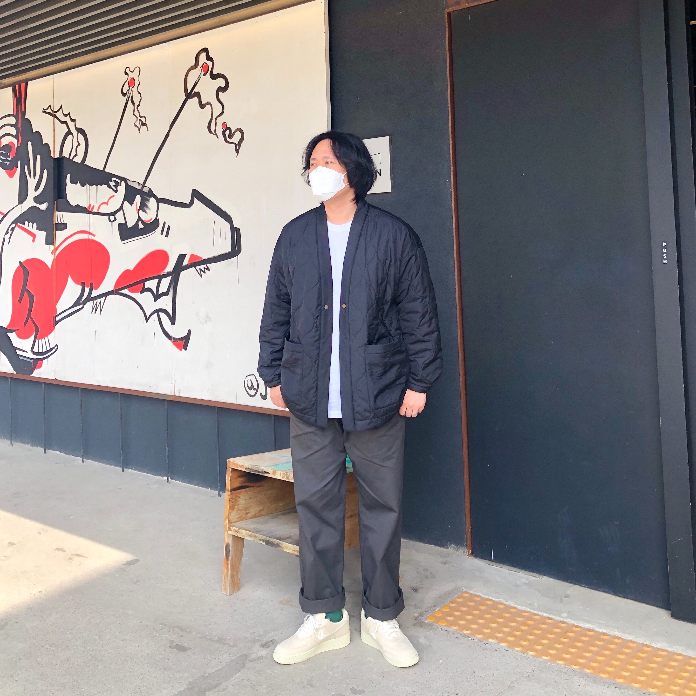 Nike x Stussy Air Force 1 Low Fossil 착용 스타일