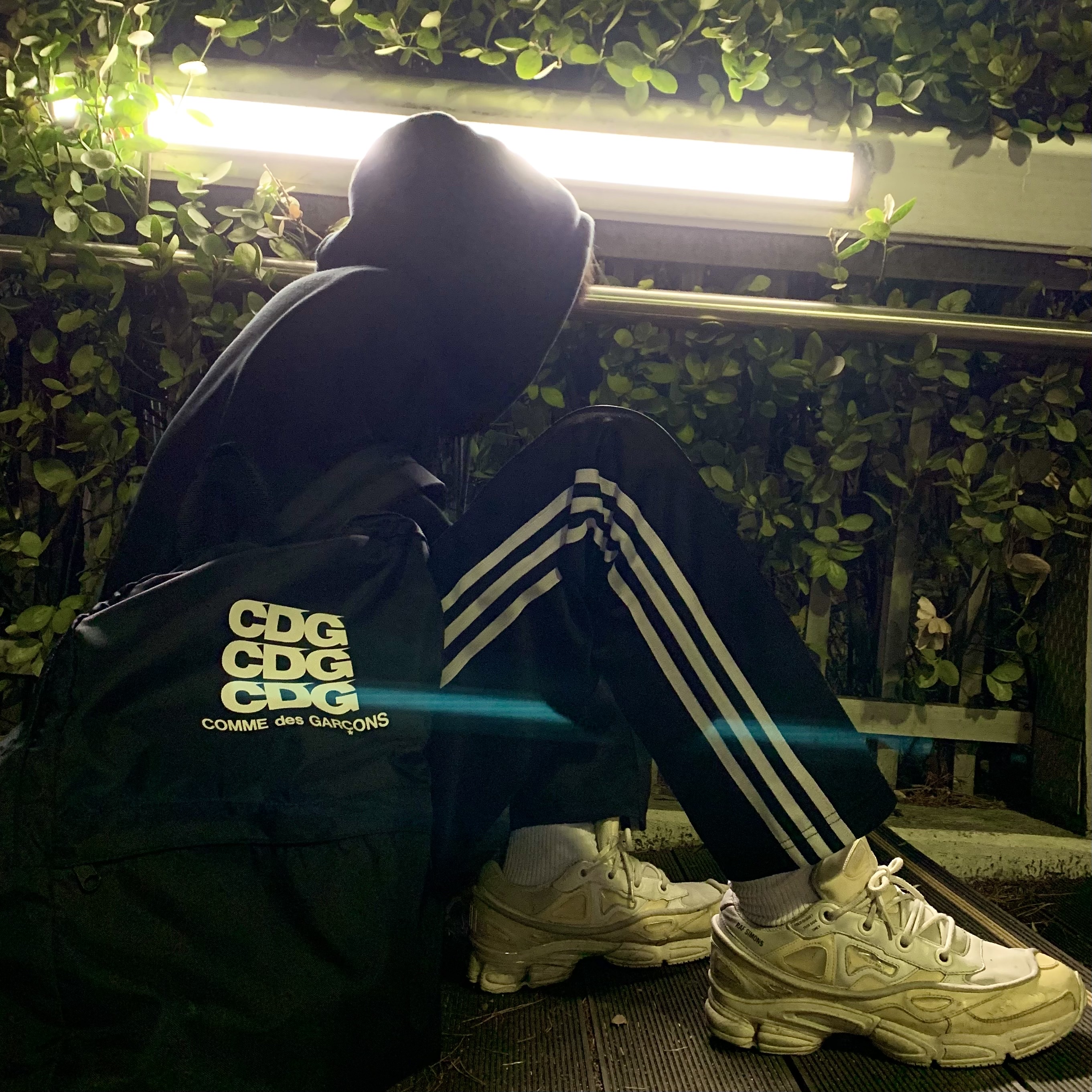 Adidas x Raf Simons Ozweego Bunny Core White 착용 스타일