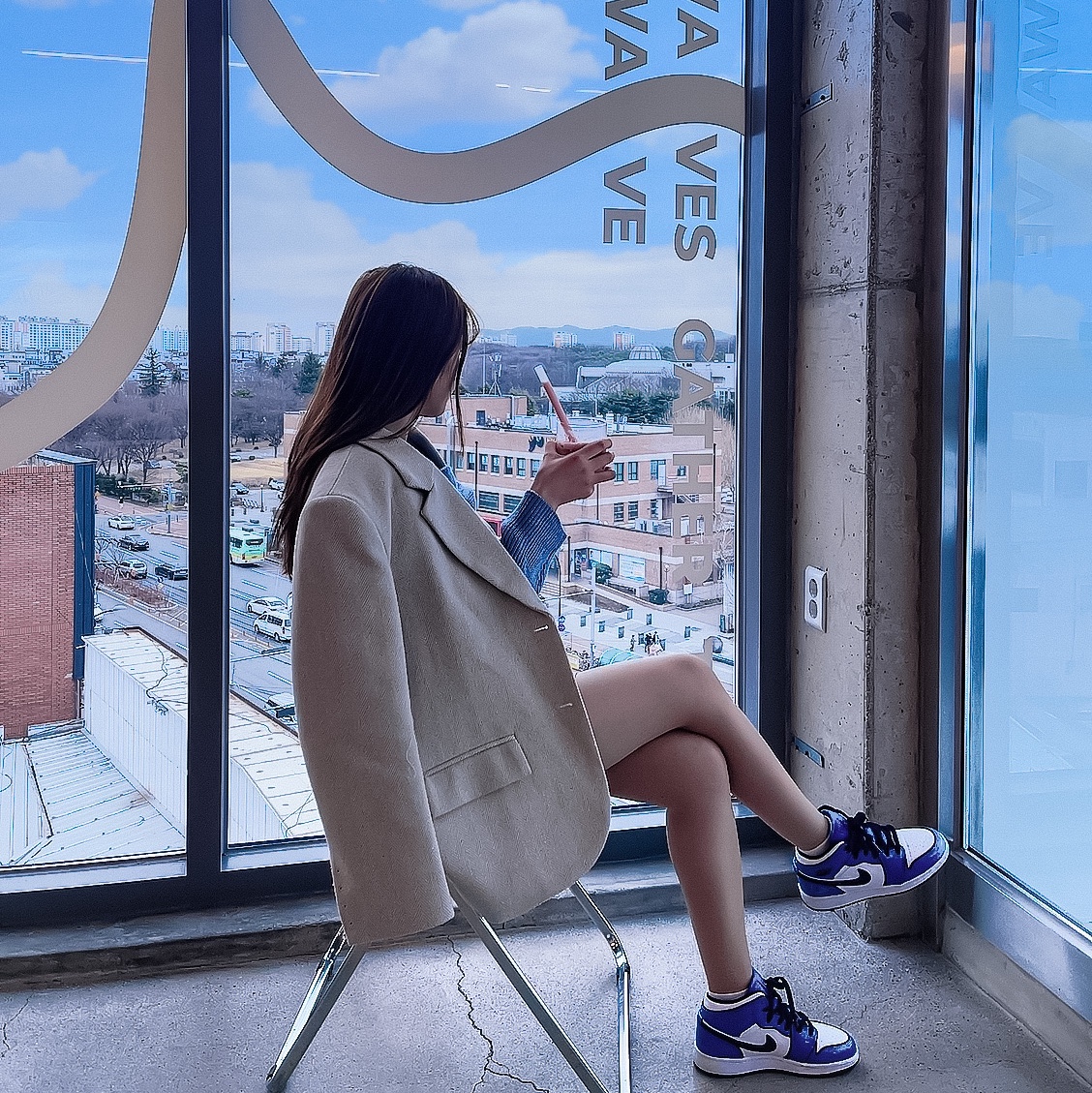 (GS) Jordan 1 Mid SE Signal Blue 착용 스타일