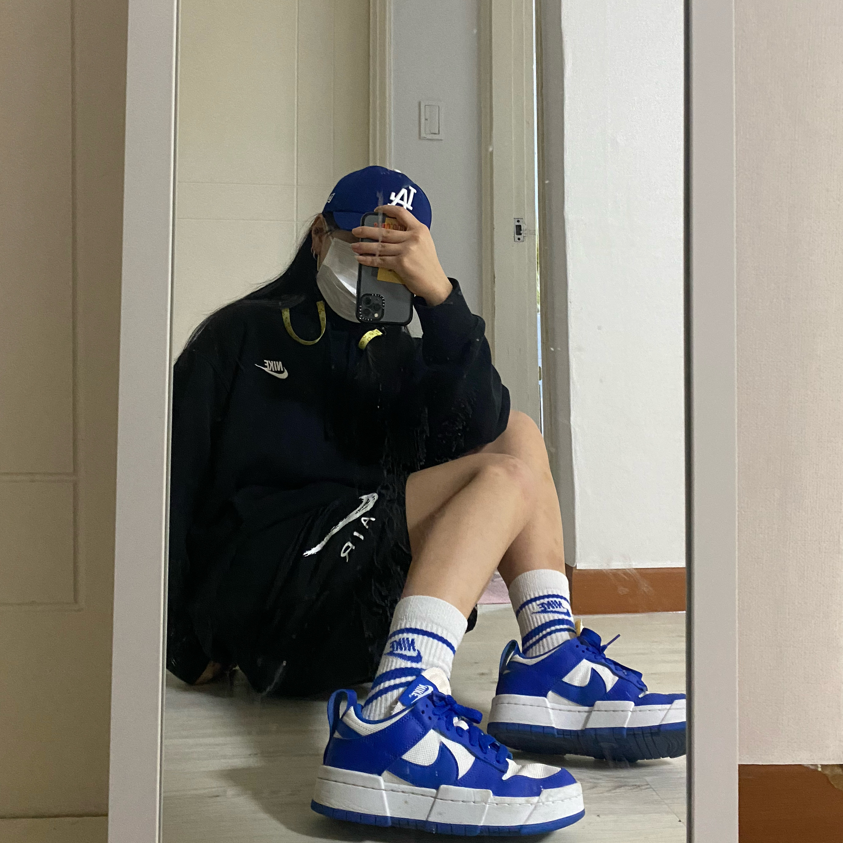 (W) Nike Dunk Low Disrupt Game Royal 착용 스타일