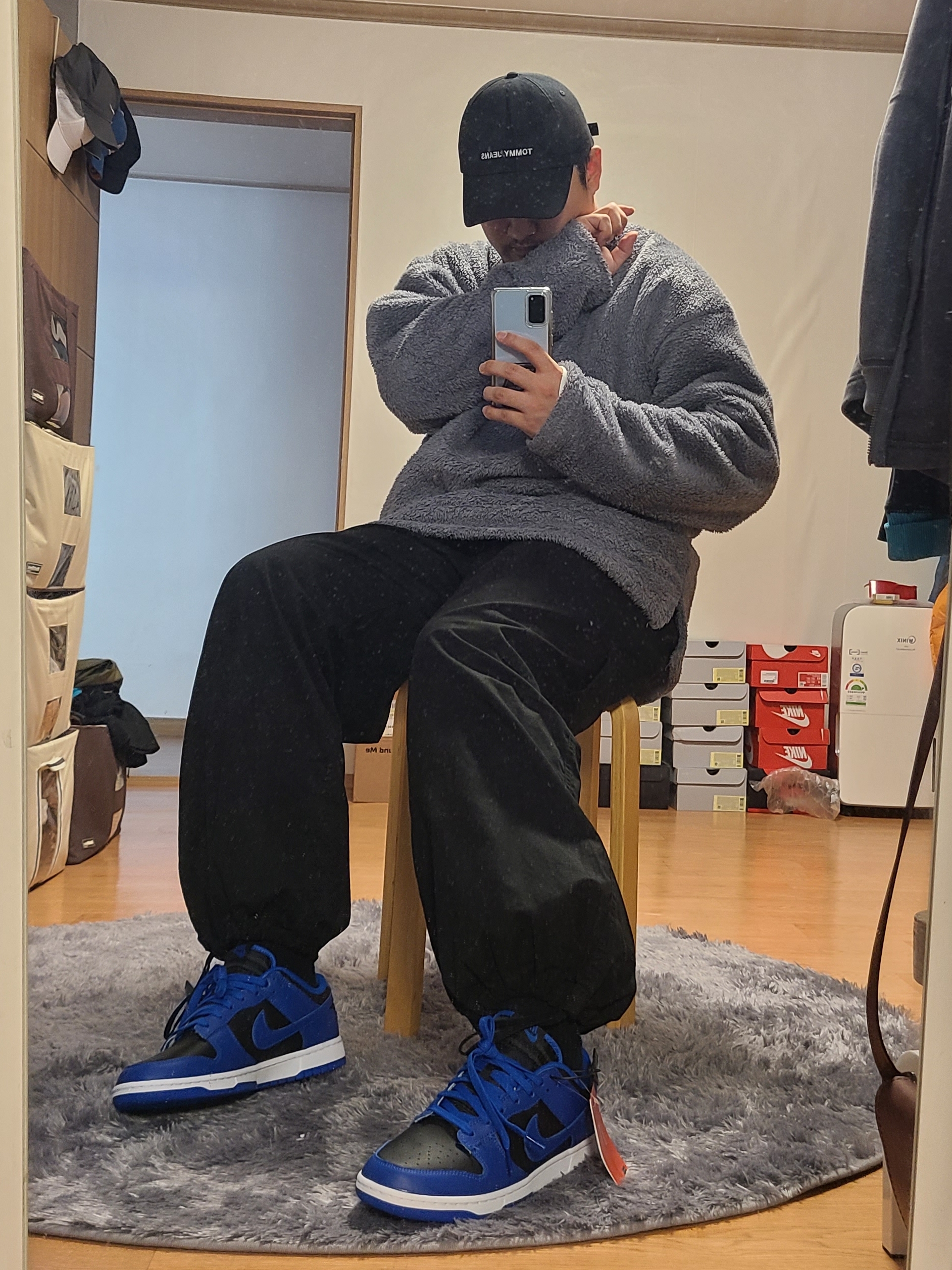 Nike Dunk Low Retro Hyper Cobalt 착용 스타일