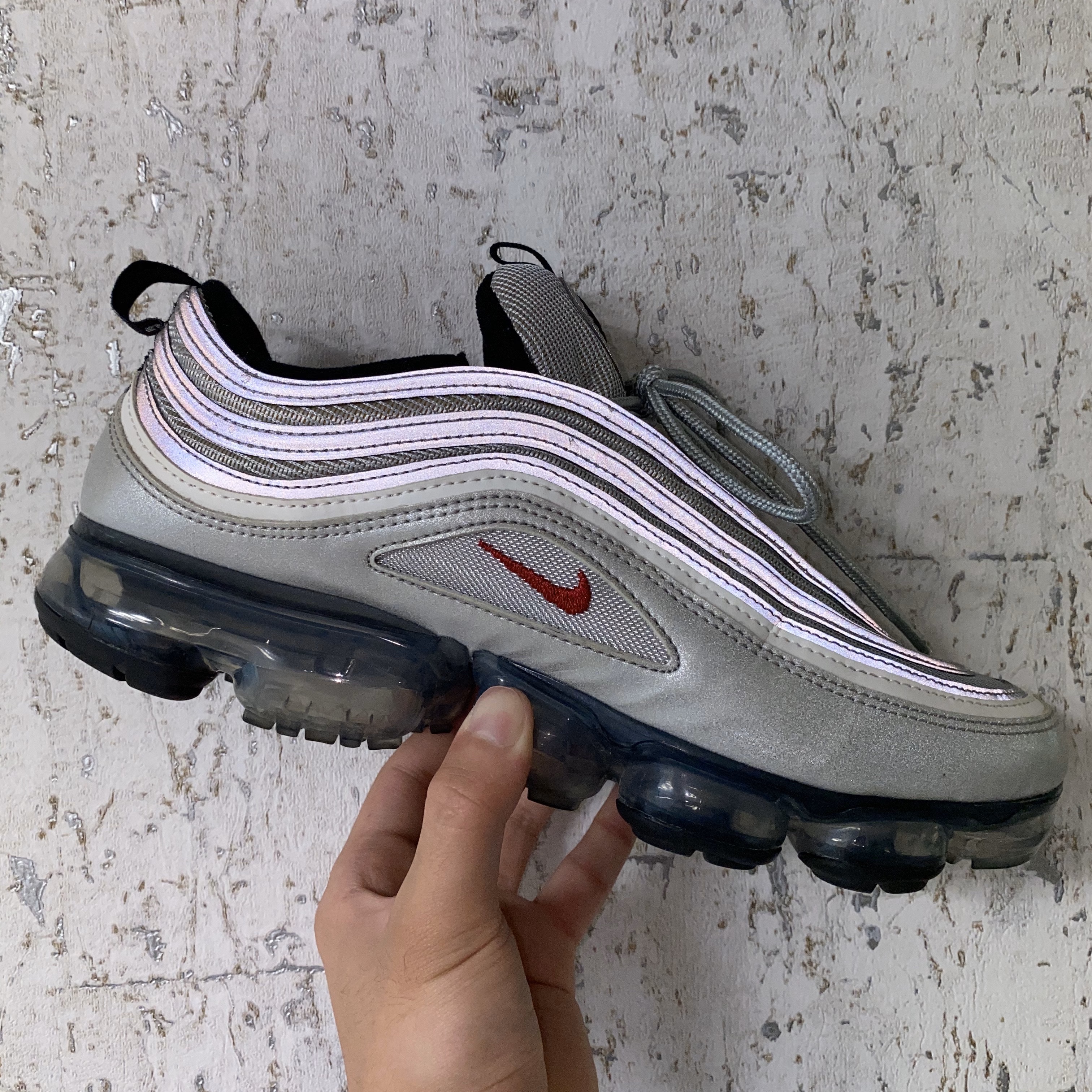 Nike Air VaporMax 97 Silver Bullet 착용 스타일 - 1