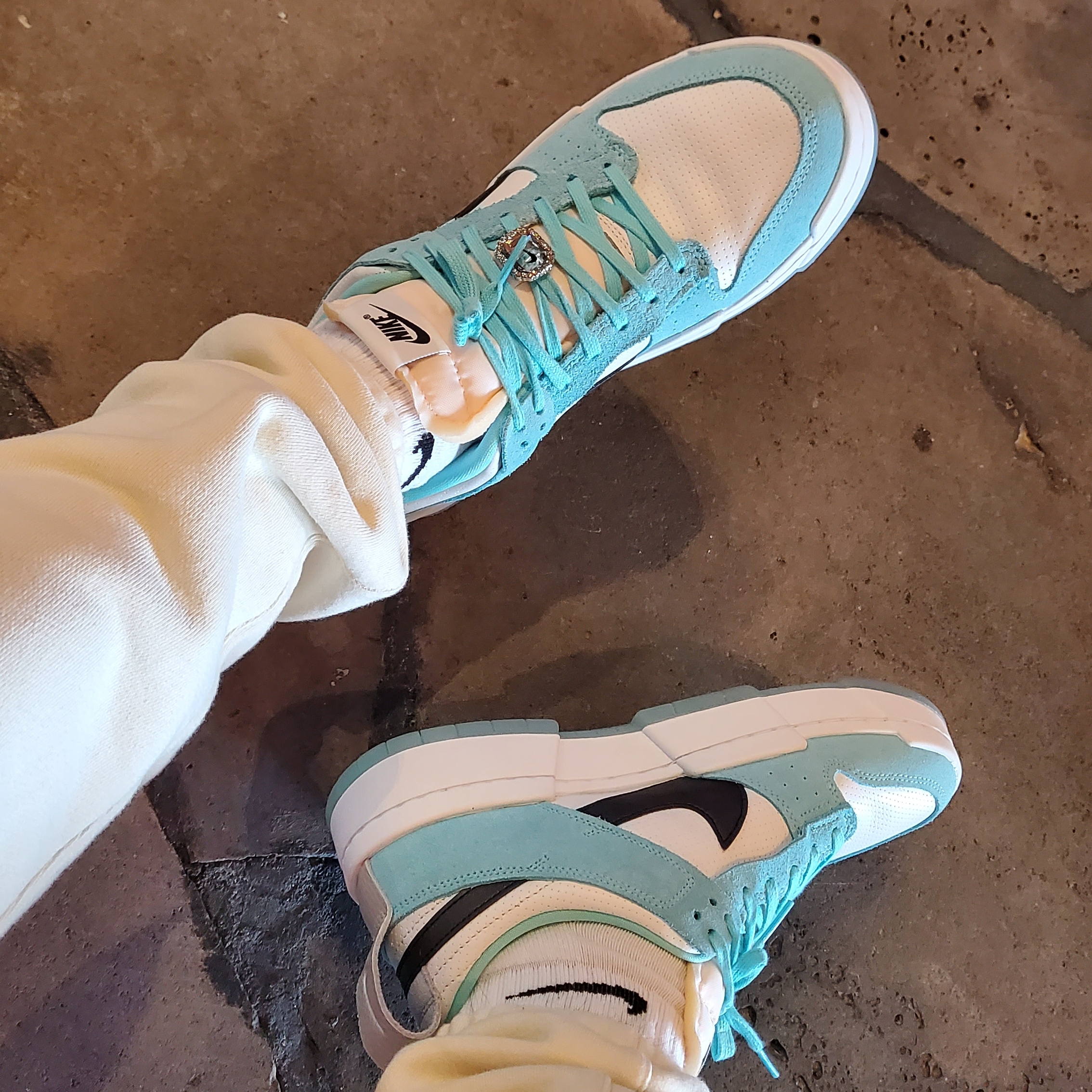 (W) Nike Dunk Low Disrupt Copa 착용 스타일