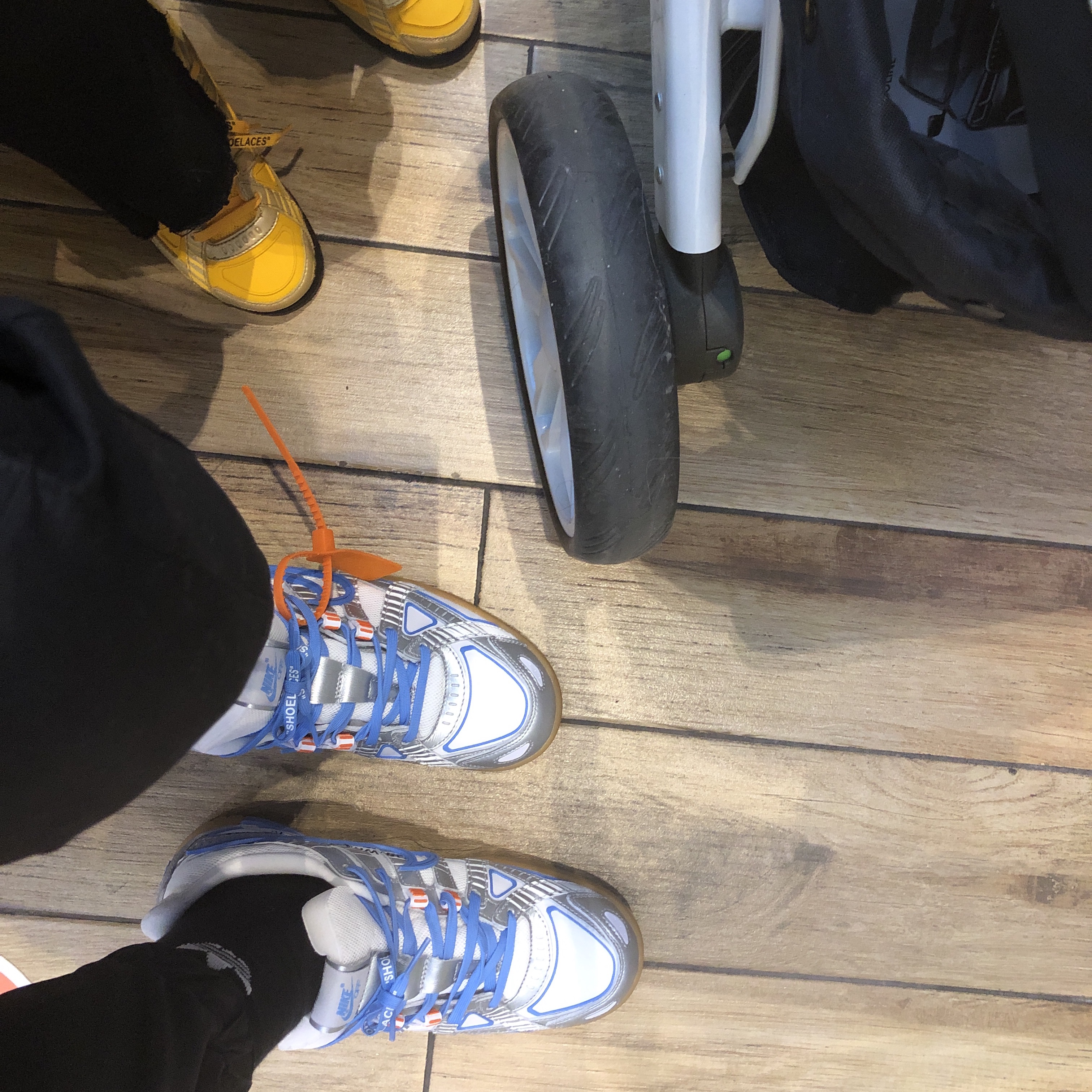 Nike x Off-White Air Rubber Dunk University Blue, (PS) Nike x Off-White Air Rubber Dunk University Gold 착용 스타일