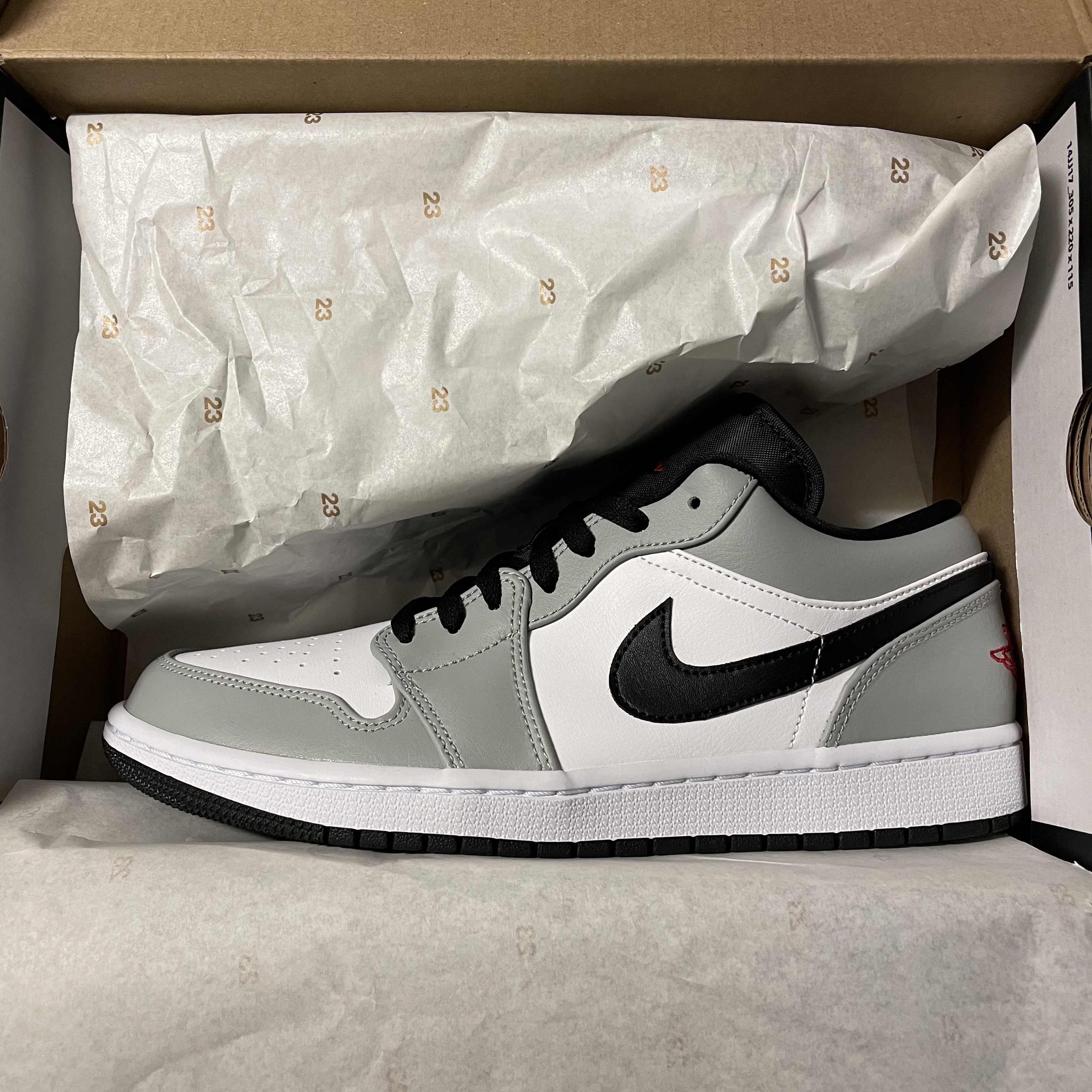Jordan 1 Low Light Smoke Grey 착용 스타일 - 1