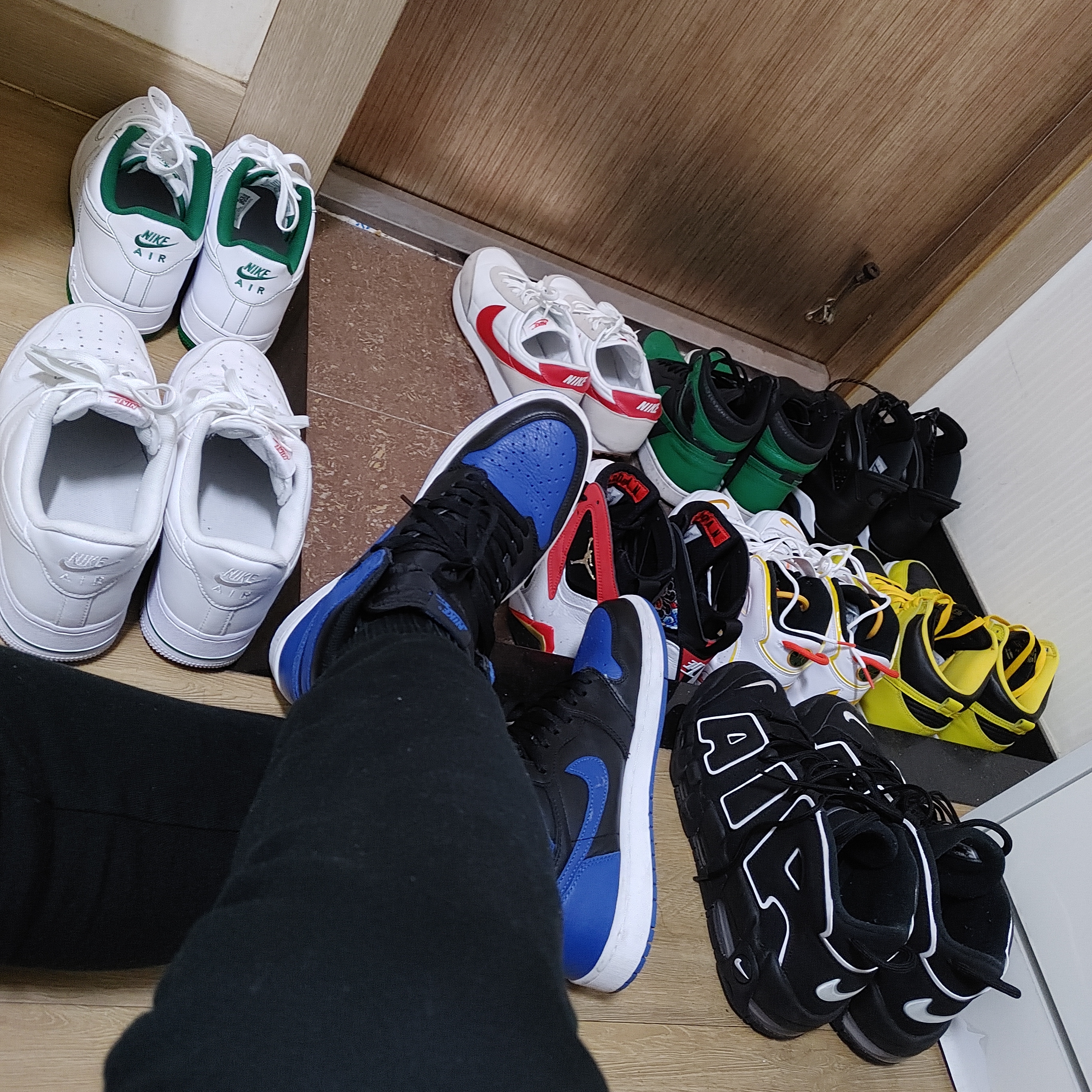 Jordan 1 Retro Royal 2017 착용 스타일