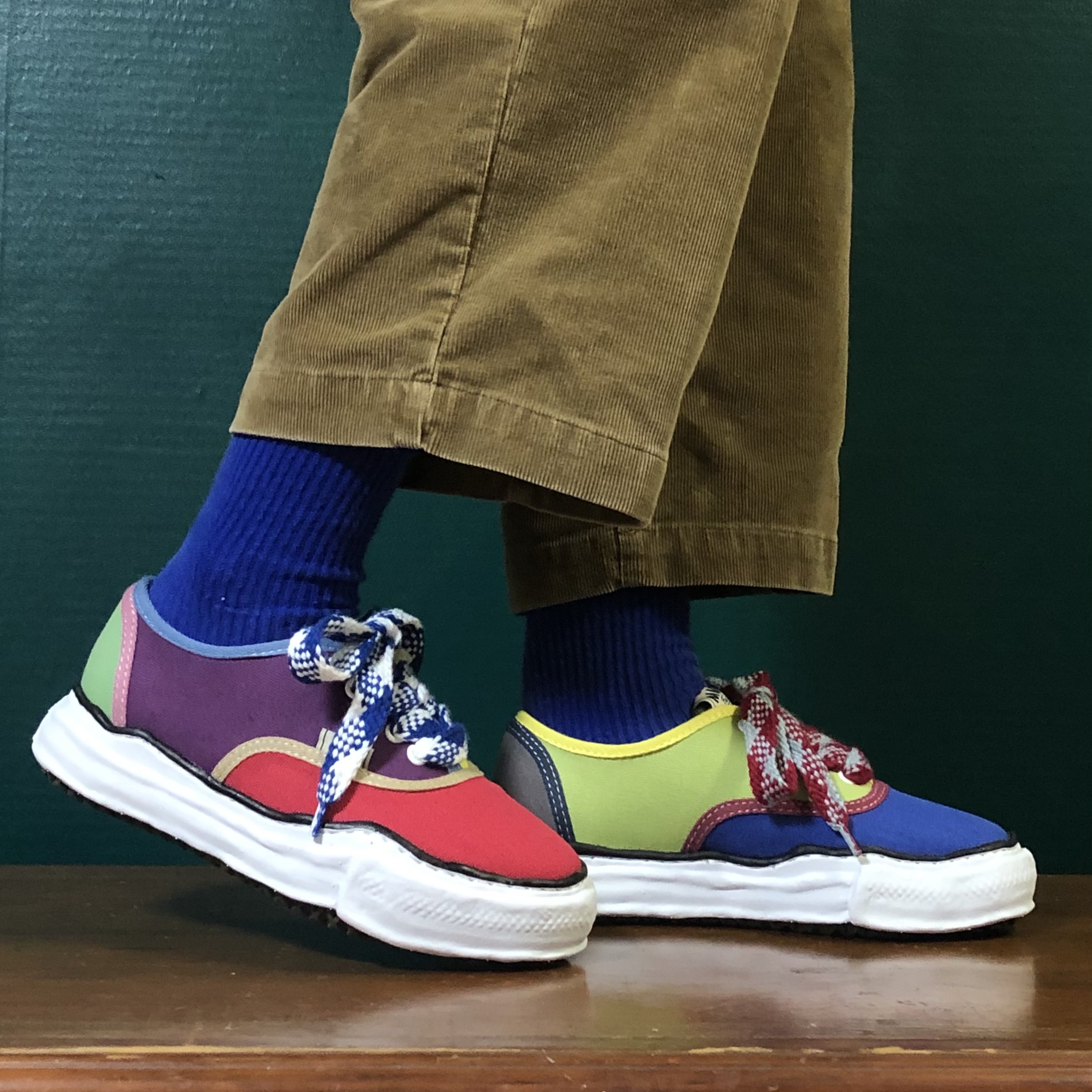 Maison Mihara Yasuhiro Baker Canvas Low Multicolor 착용 스타일 - 2