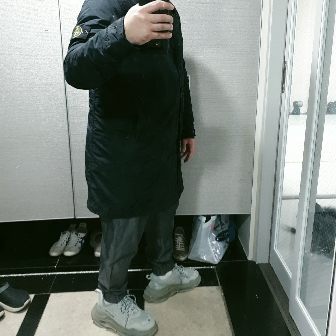 Balenciaga Triple S Clear Sole Grey 2018 착용 스타일