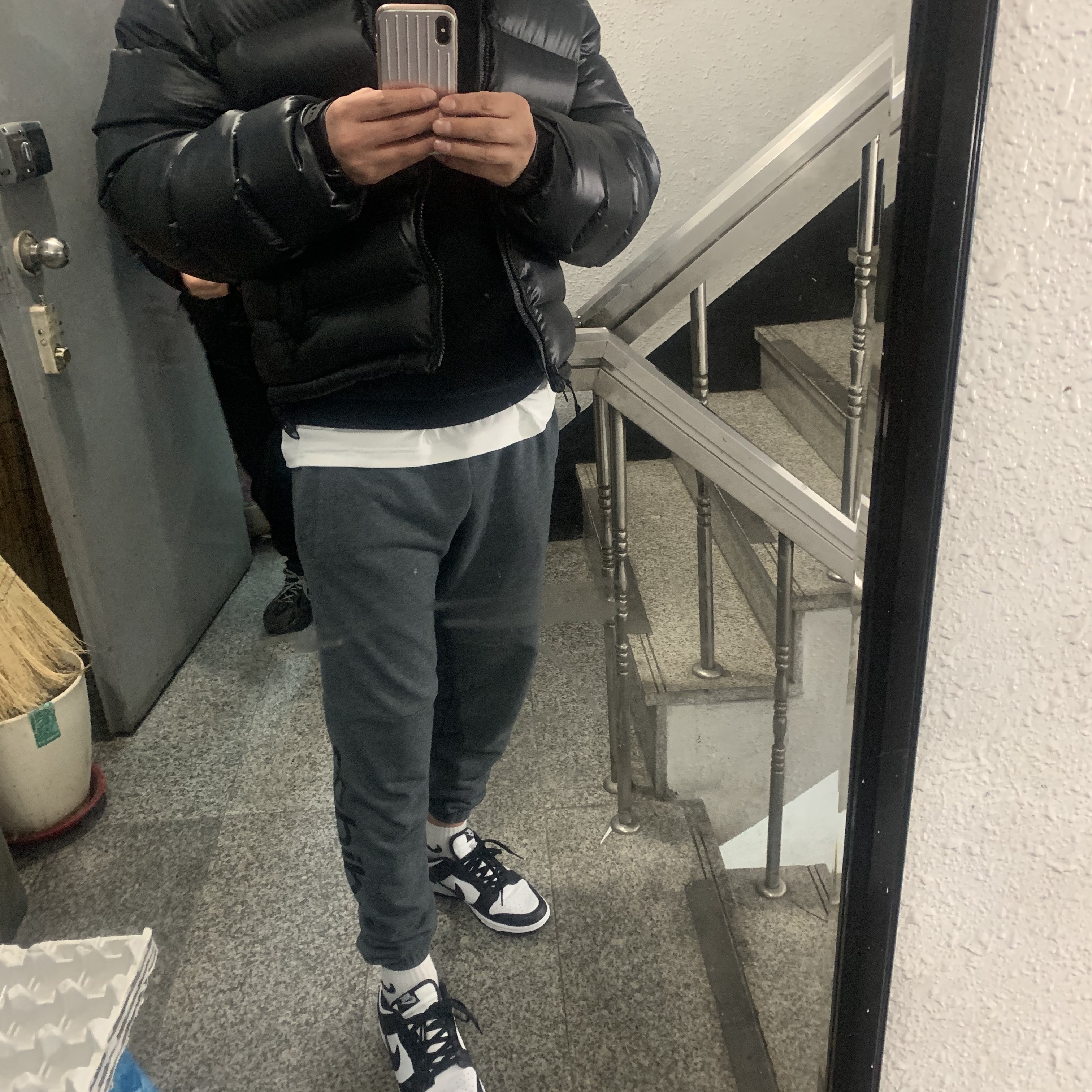 Nike x Drake Nocta Puffer Jacket Black - Asia, Nike Dunk Low Retro Black 착용 스타일